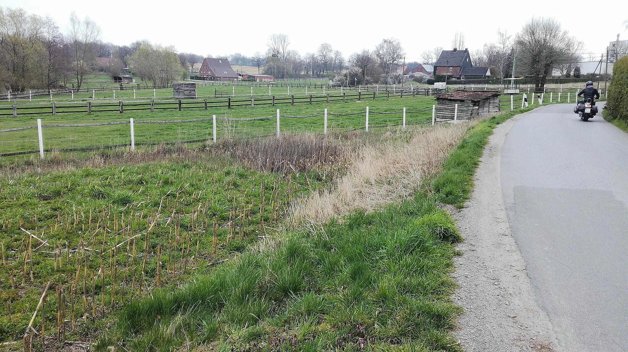 Photo showing: Oer-Erkenschwick: Bauernschaft Alt-Oer aus Nordwesten, Außenbereiche im LSG Silvertbach; März 2019