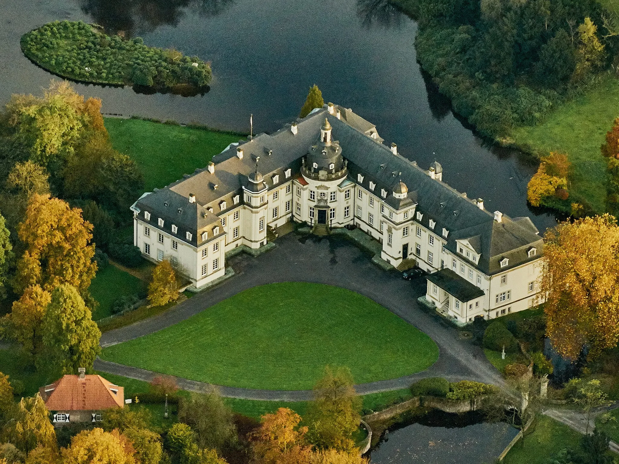 Photo showing: Schloss Varlar is a castle in Rosendahl, North Rhine-Westphalia, Germany.