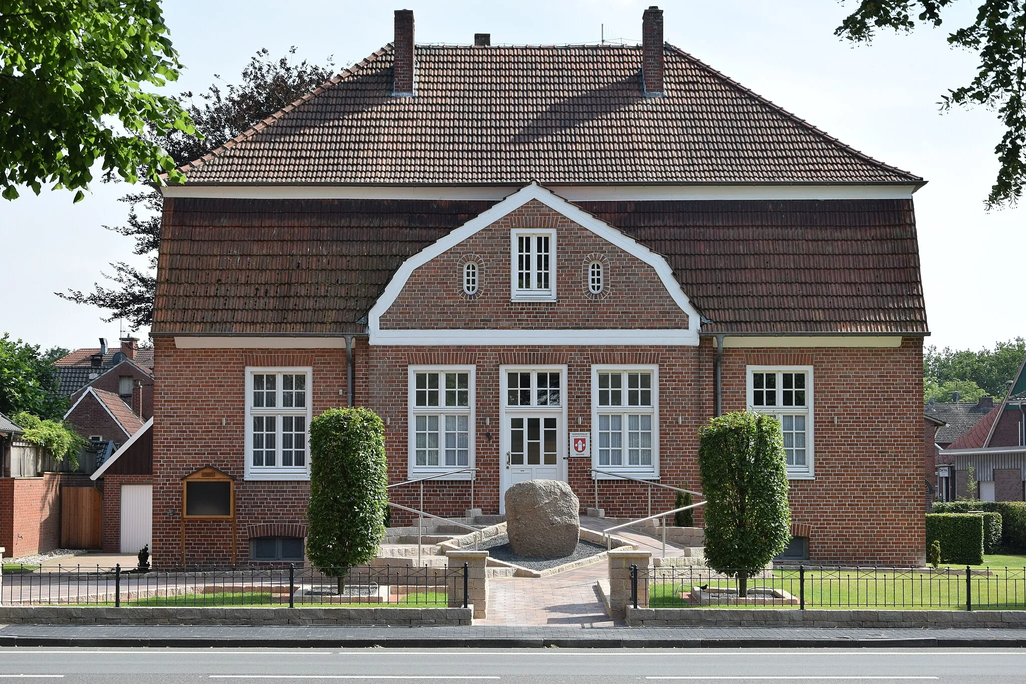 Photo showing: Denkmalgeschütztes Pfarrhaus in Südlohn/Oeding