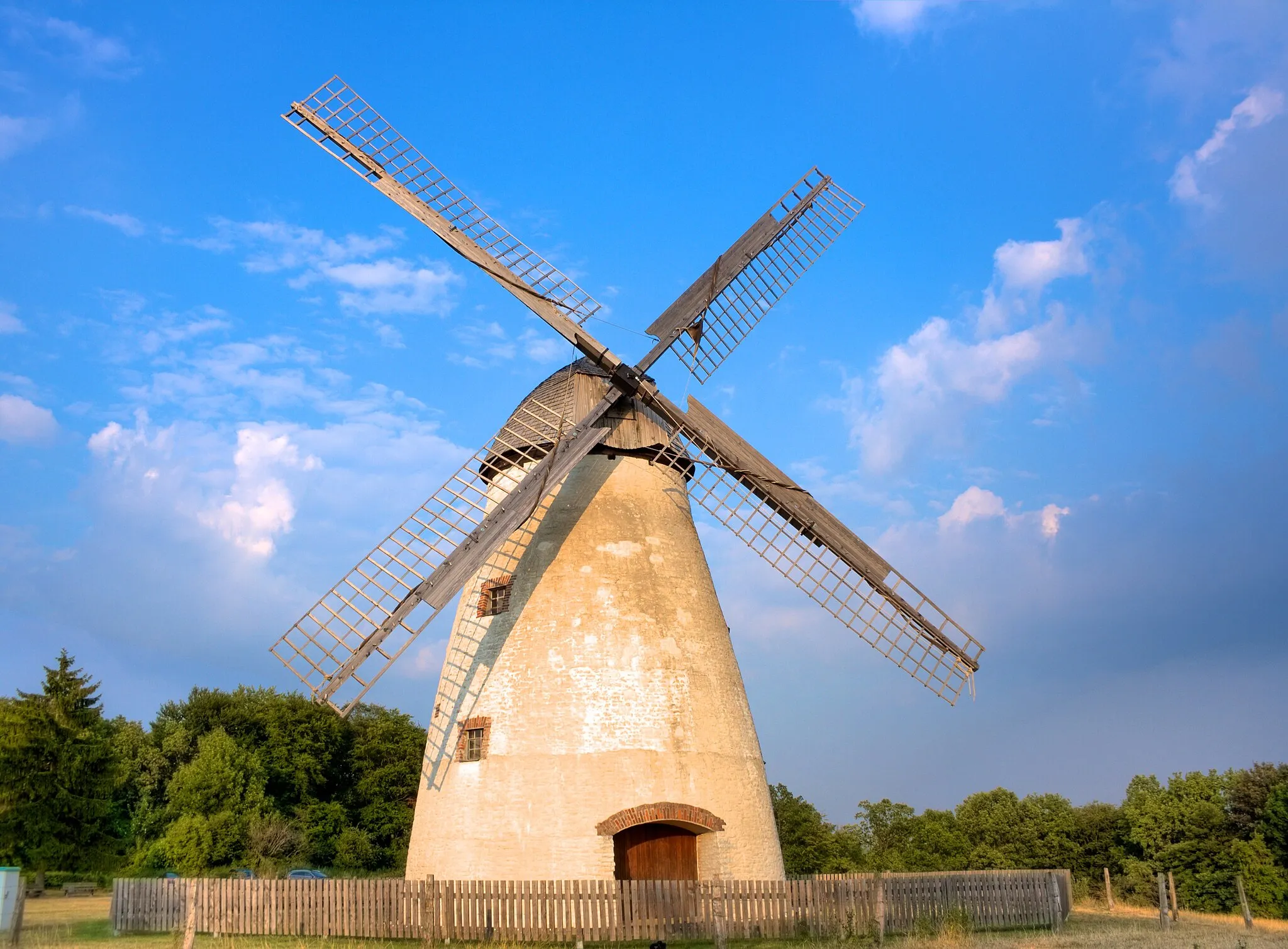 Photo showing: Windmill on the Höxberg in Beckum, Germany. Built in 1853 [1]