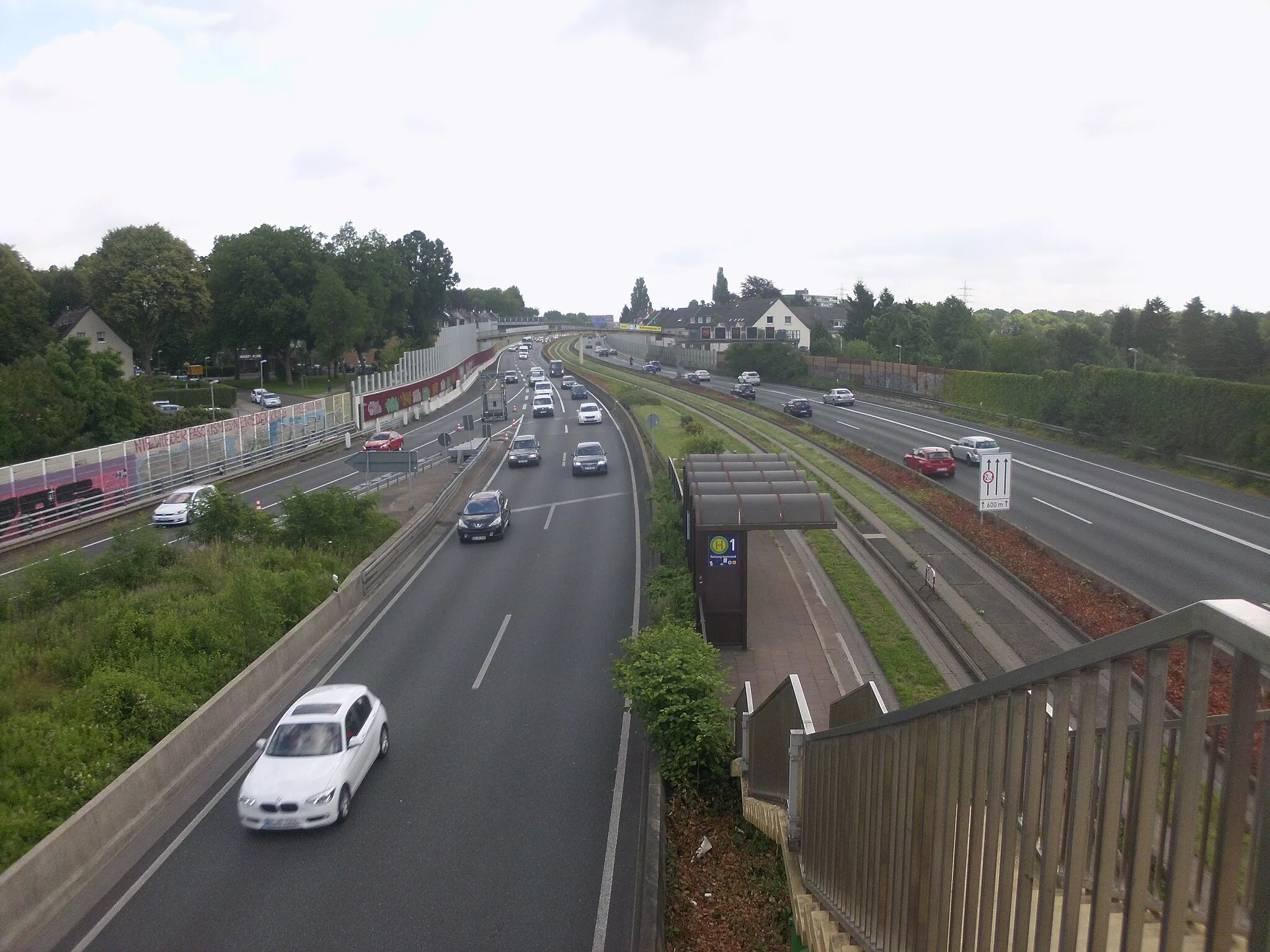 Photo showing: German Motorway A 40 in Essen