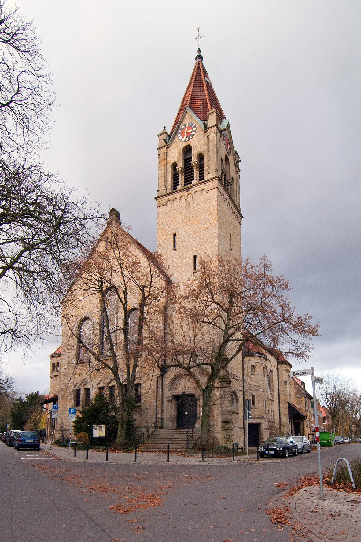 Photo showing: The reformed church in Osnabrück, Germany. The so-called Bergkirche was built by Otto March in 1892/93.