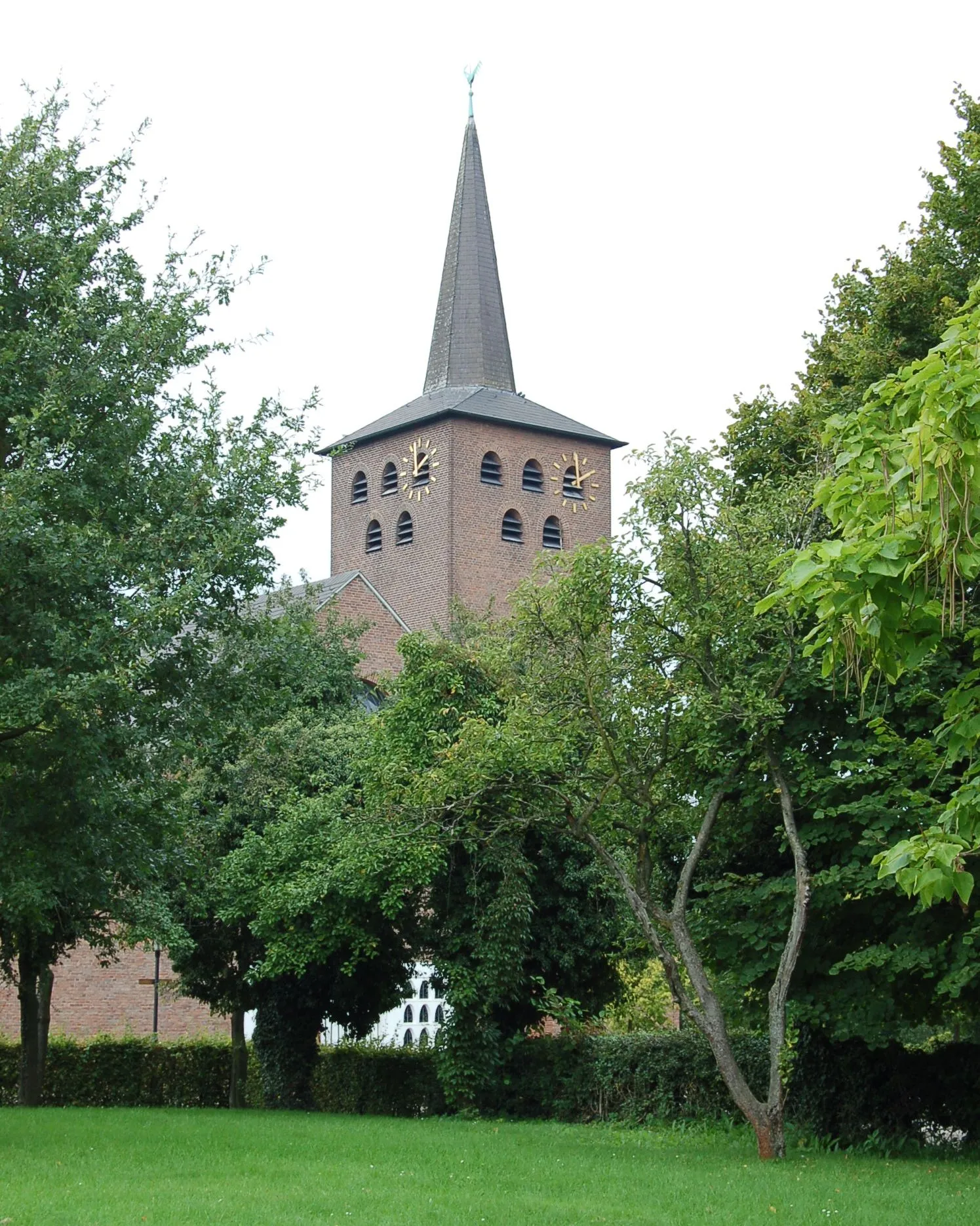 Photo showing: St. Nikolauskirche in Diestedde