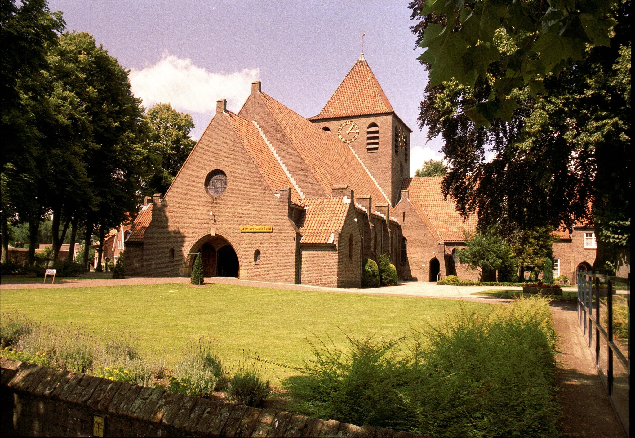 Photo showing: The church of St Matthew in Eibergen, the Netherlands