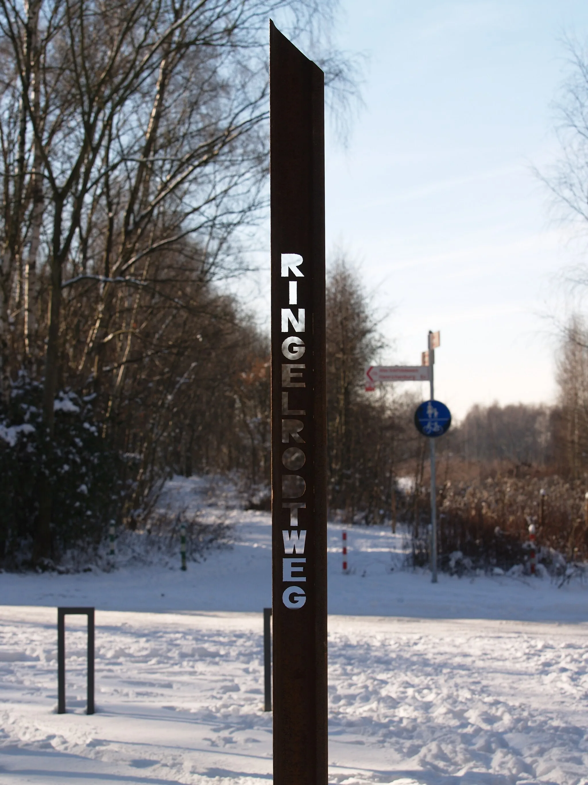 Photo showing: Markierung eines Abgangs an der König-Ludwig-Trasse