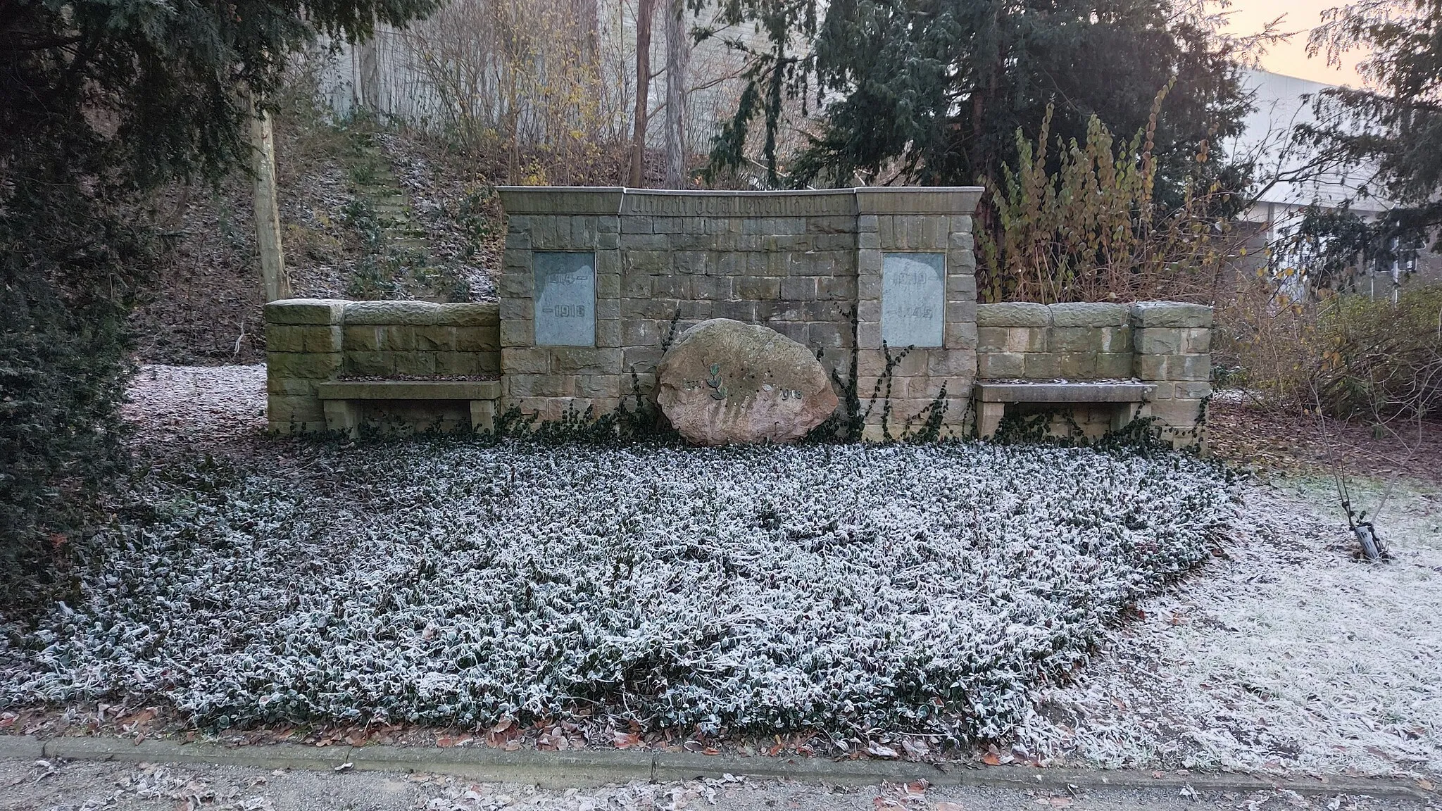 Photo showing: Dortmund Baudenkmal A 0577 Kriegerdenkmal Groppenbruch-Königsheide