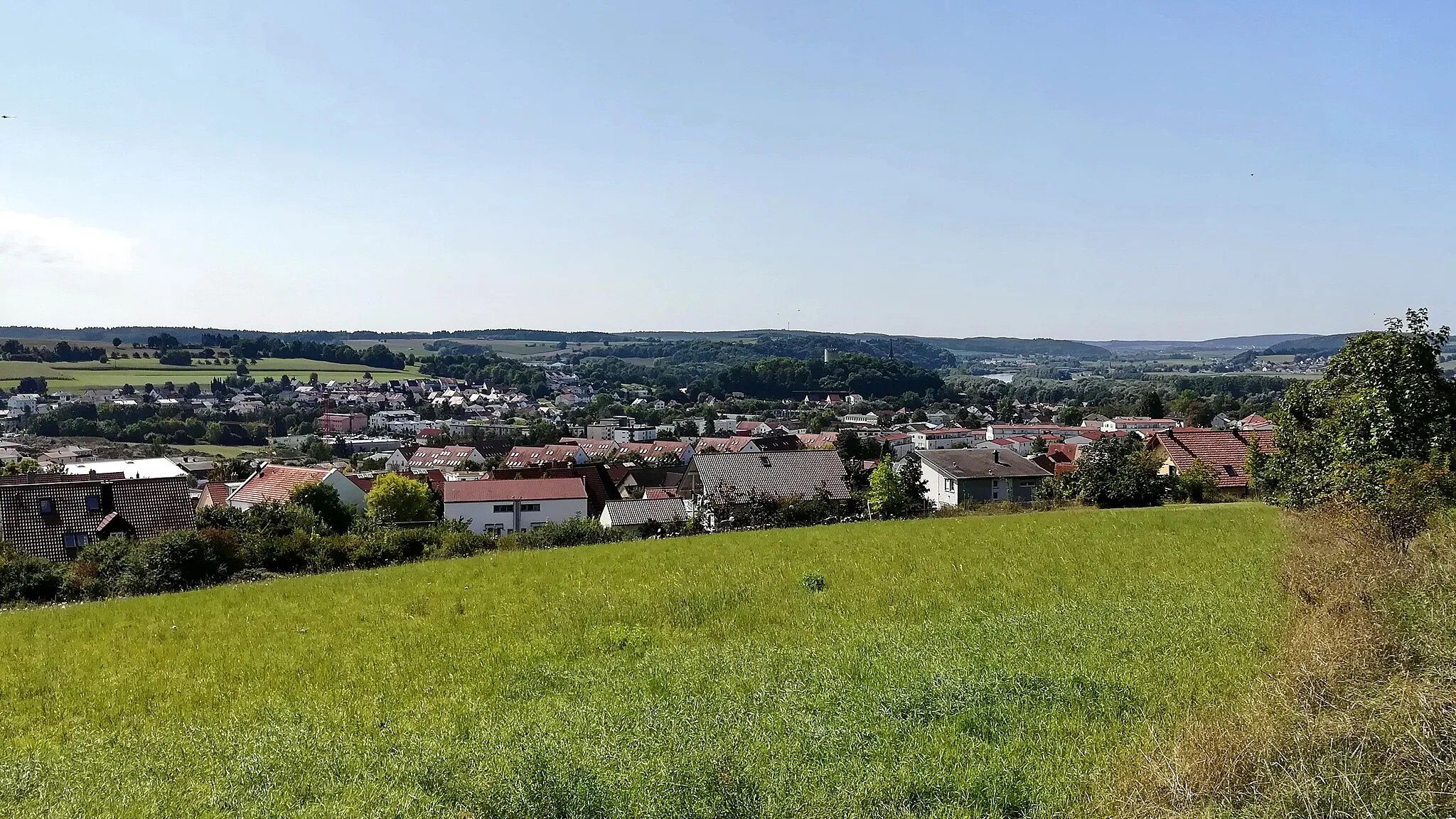 Photo showing: Bad Abbach (bis 1934 Abbach, wird im Volksmund noch heute so bezeichnet) ist ein Markt und Kurort im niederbayerischen Landkreis Kelheim.