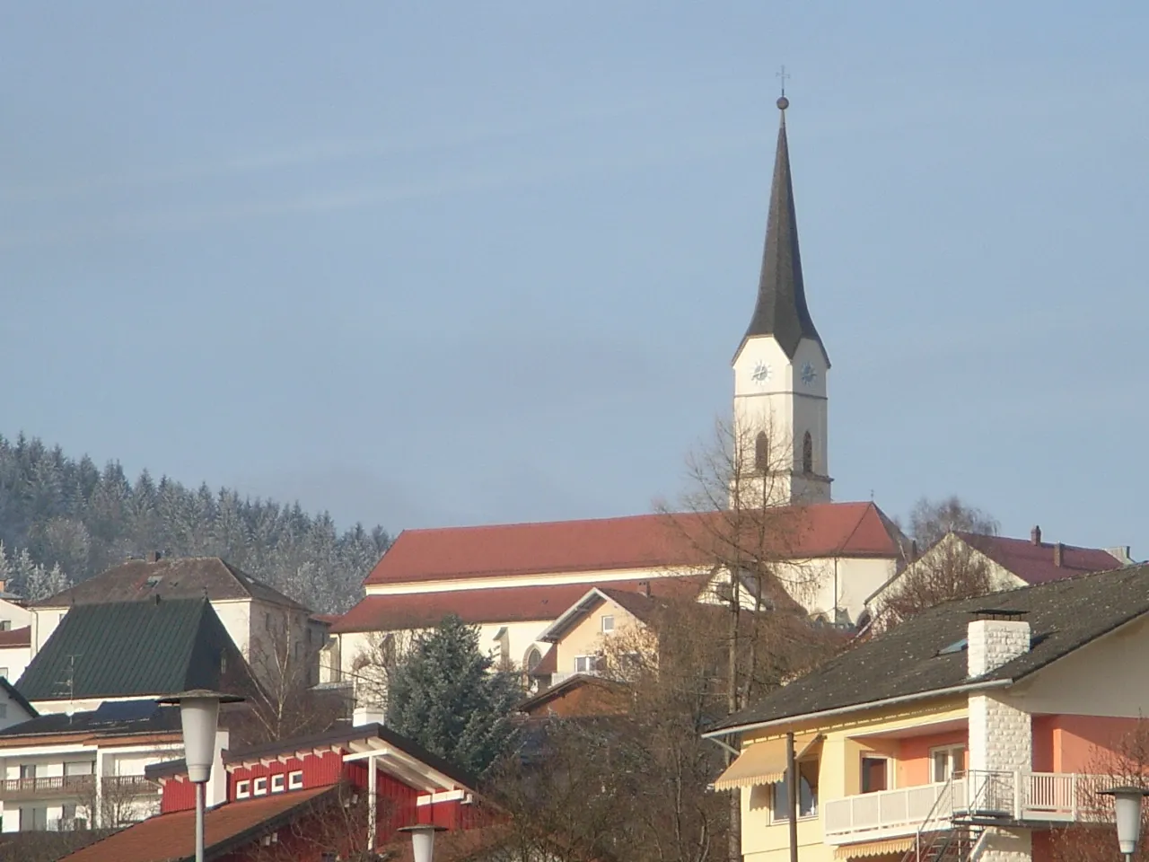 Photo showing: Schönberg (Lower Bavaria), view of St Margaret Parish Church from south-east.