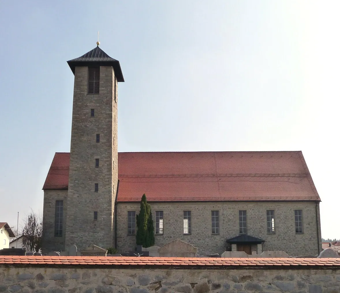 Photo showing: Die Pfarrkirche St. Josef in Schaibing
