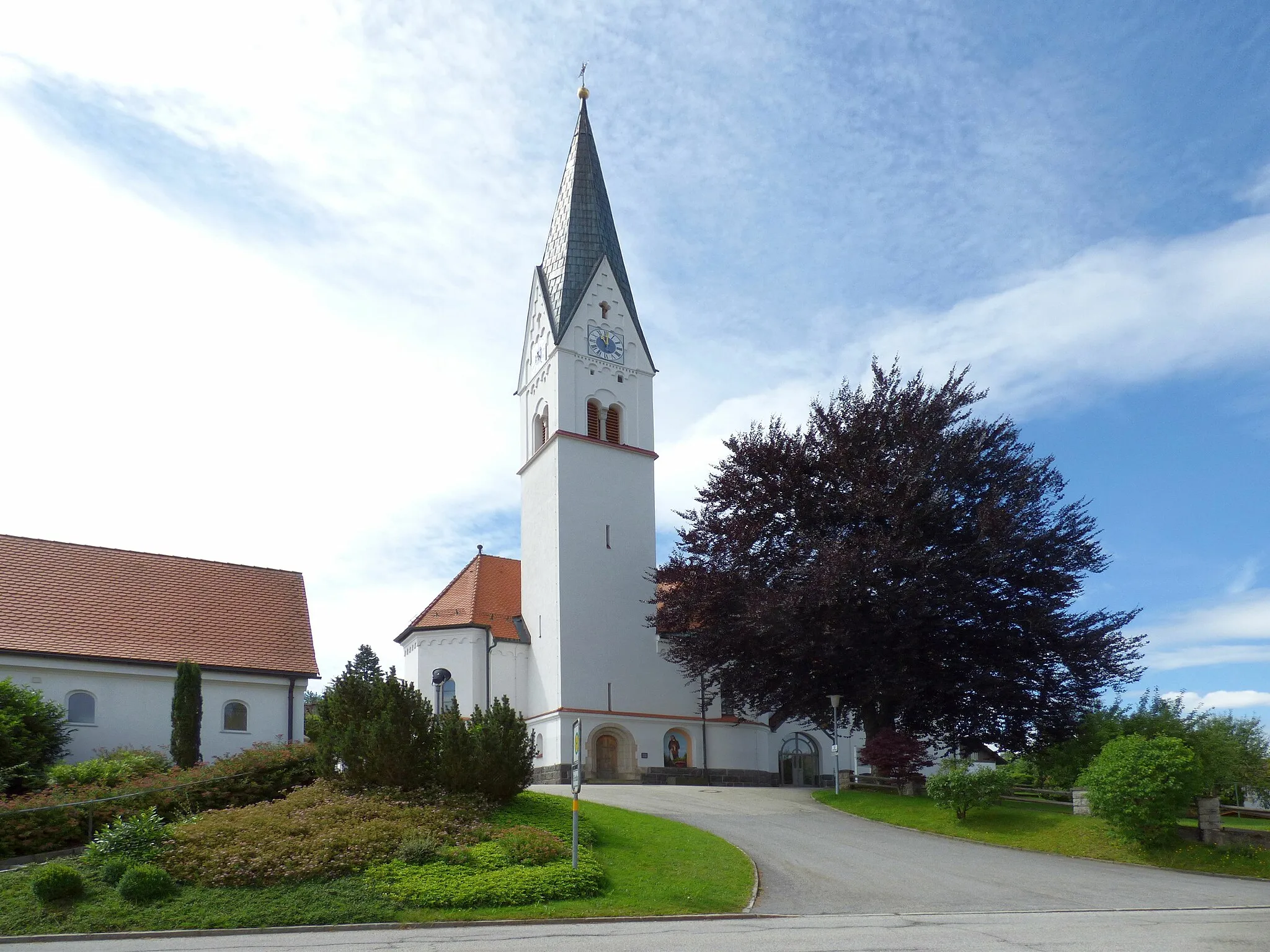 Photo showing: Die Pfarrkirche St. Josef in Kumreut