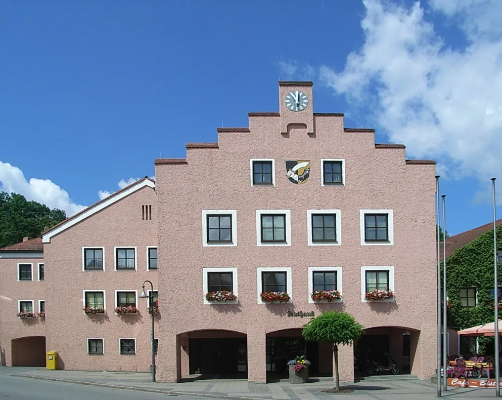 Photo showing: Das Rathaus von Arnstorf, Niederbayern