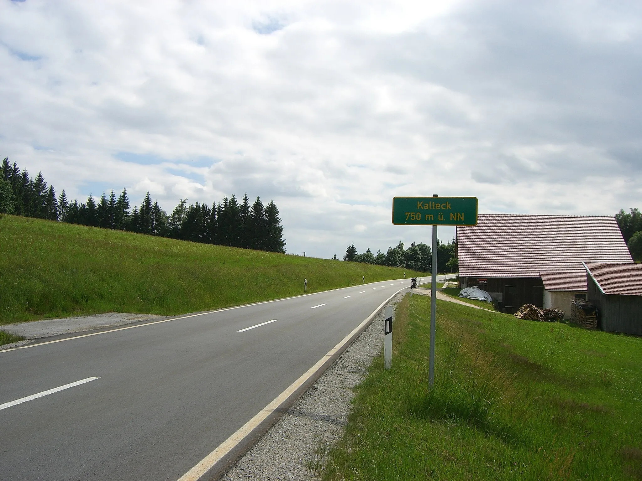 Photo showing: Kalteck summit with sign