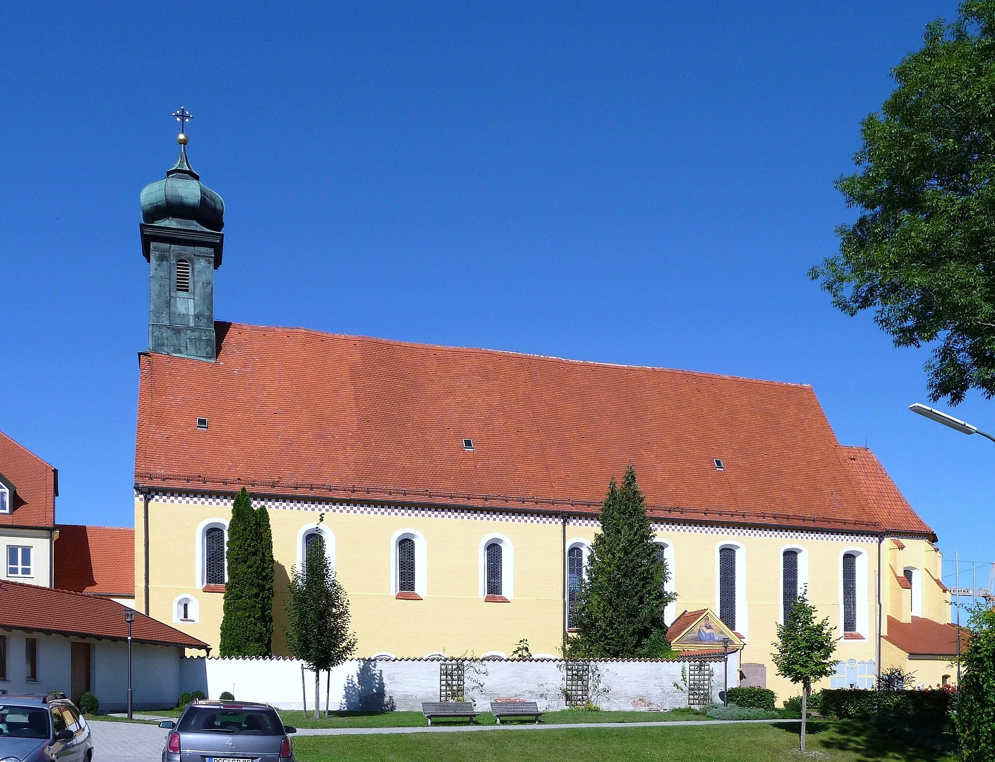 Photo showing: Die ehemalige Klosterkirche und jetzige Pfarrkirche St. Maria in Niederviehbach