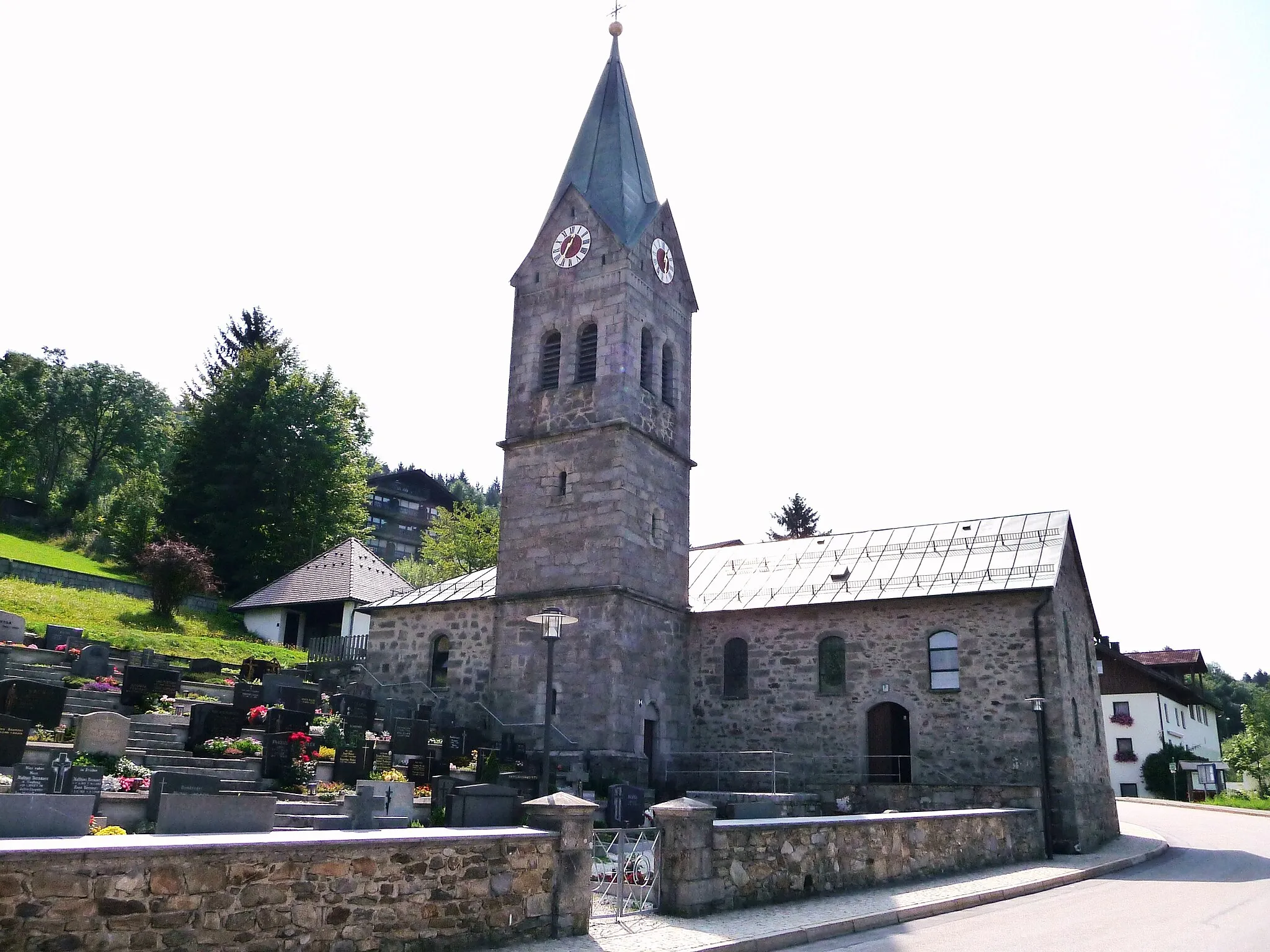 Photo showing: Die Pfarrkirche Maria Himmelfahrt in Langfurth, Gemeinde Schöfweg