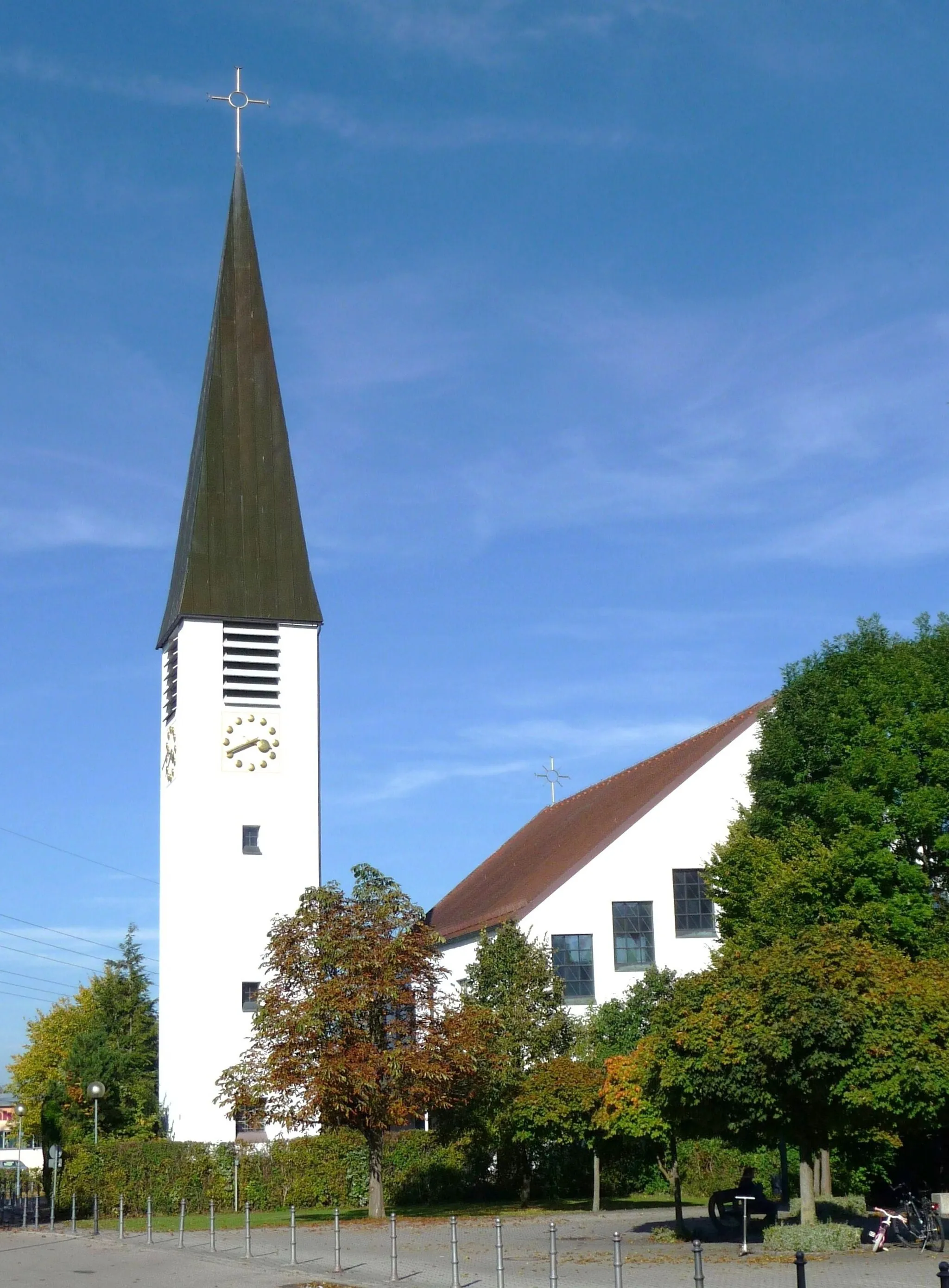 Photo showing: Die Pfarrkirche St. Josef in Niederaichbach