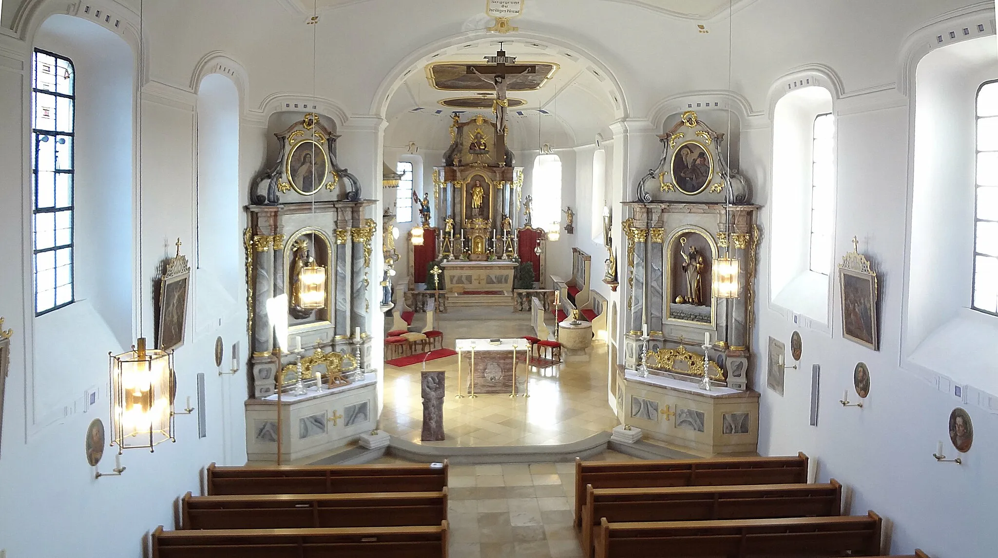 Photo showing: Kirche Künzing Innenansicht