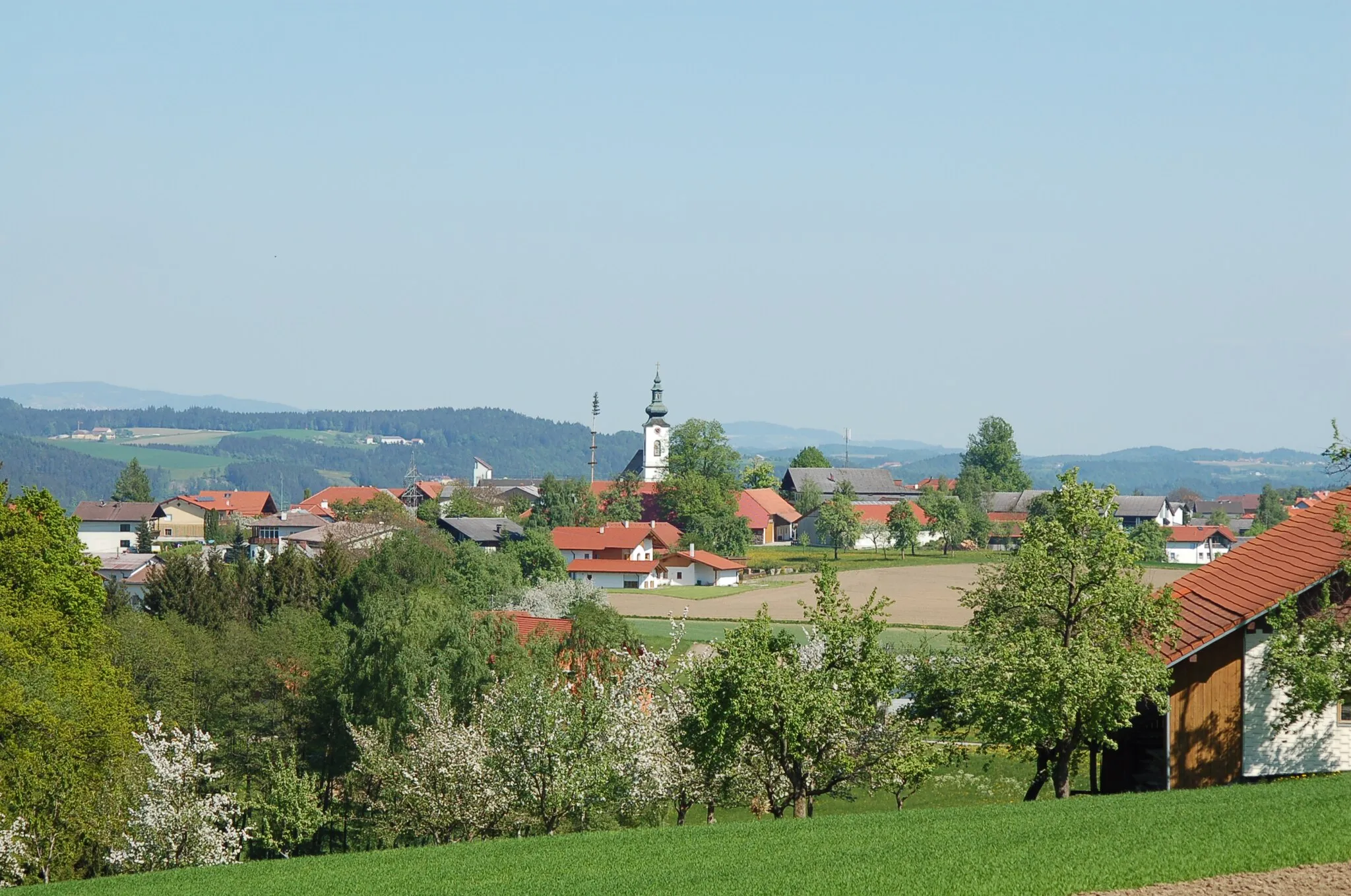 Photo showing: Blick Richtung Ortszentrum der Gemeinde St. Aegidi aus südlicher Richtung.