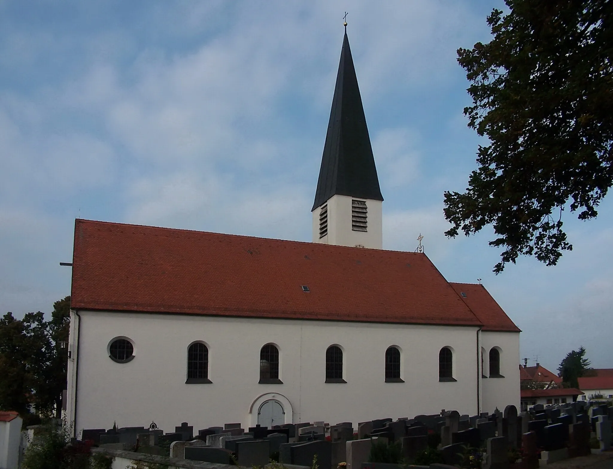 Photo showing: Mamming. Katholische Pfarrkirche St. Margareta von 1947/49.