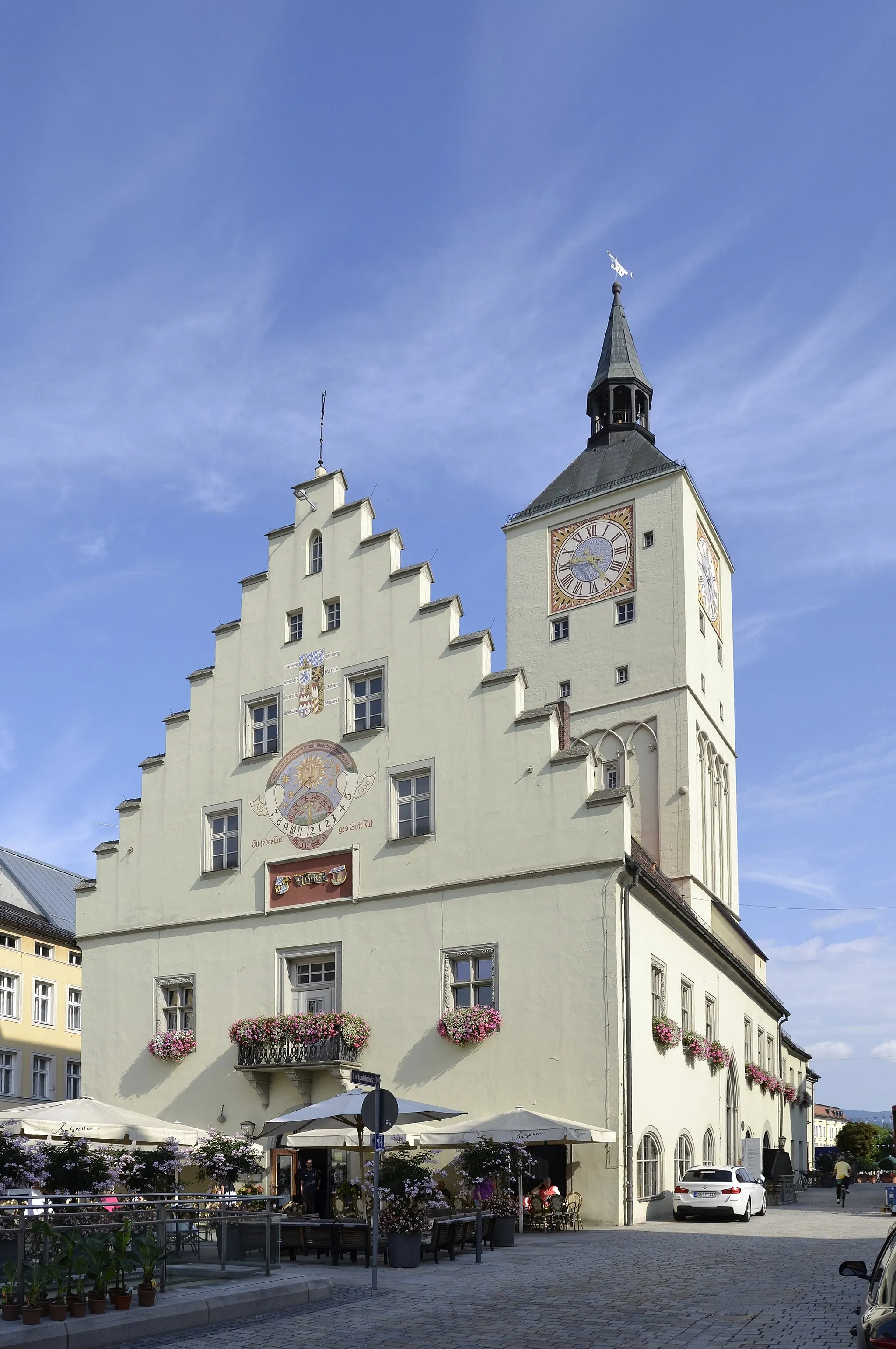 Photo showing: The Altes Rathaus (Engl.: "old town hall") of Deggendorf, Bavaria.