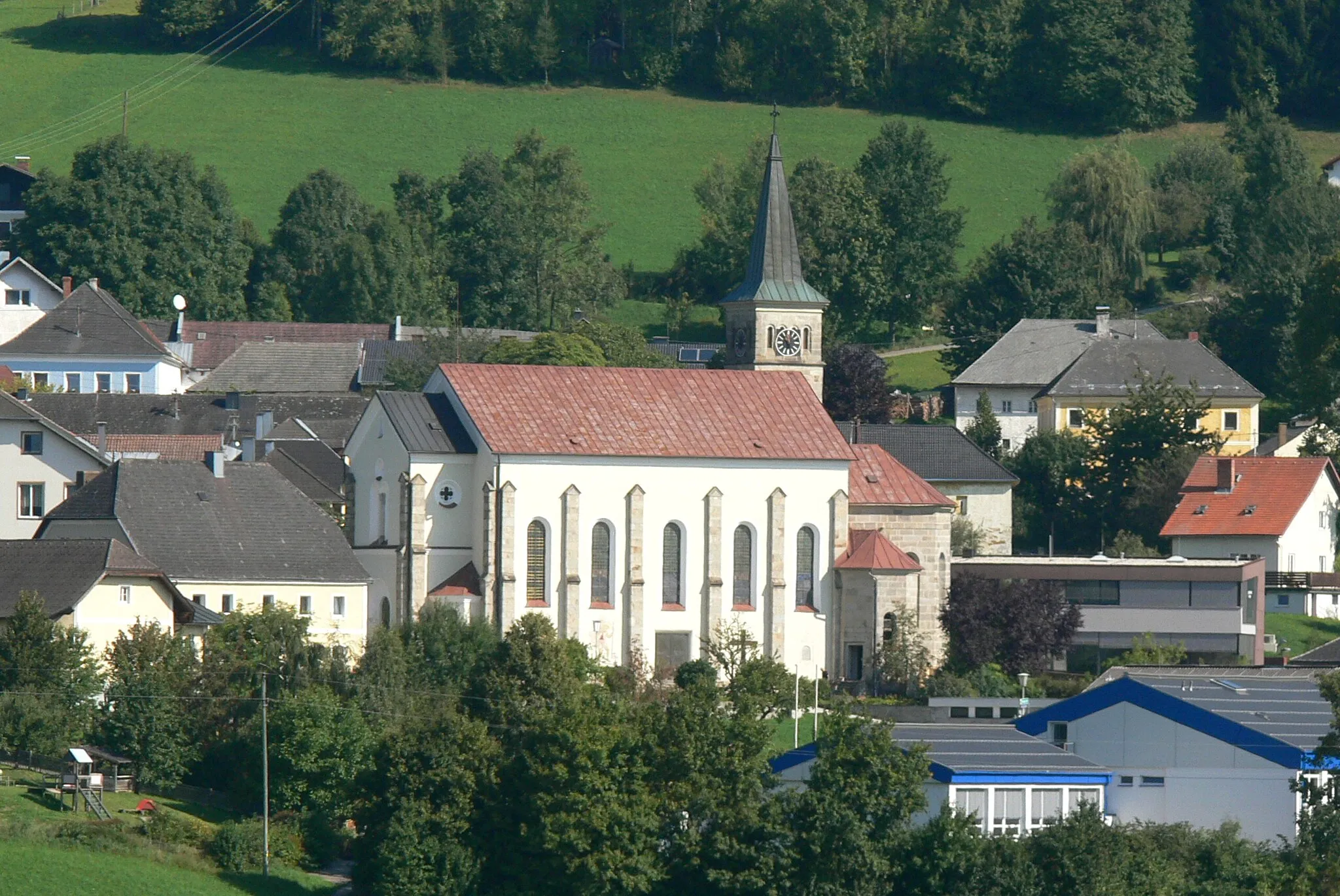 Photo showing: Julbach ( Upper Austria ). Saint Anne parish church ( 1865-69).