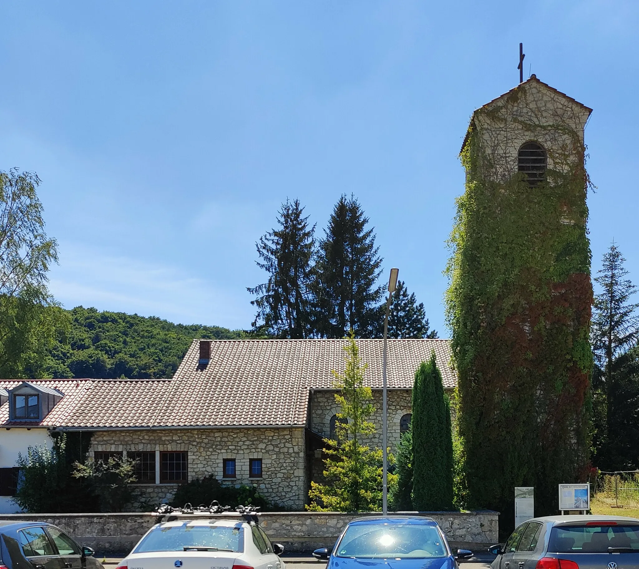 Photo showing: Evangelisch-lutherische Lutherkirche Saal an der Donau, Landkreis Kelheim, Niederbayern, Bayern, Deutschland