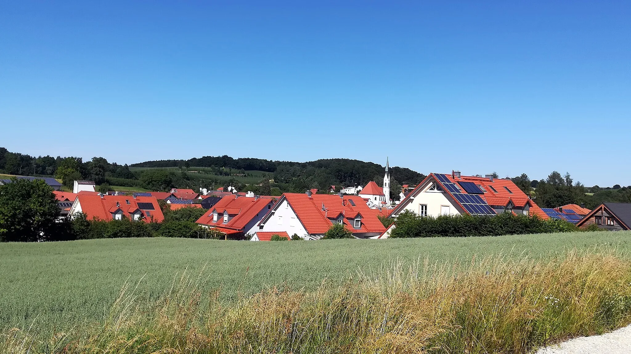 Photo showing: Aiglsbach ist eine Gemeinde im niederbayerischen Landkreis Kelheim und ein Mitglied der Verwaltungsgemeinschaft Mainburg.