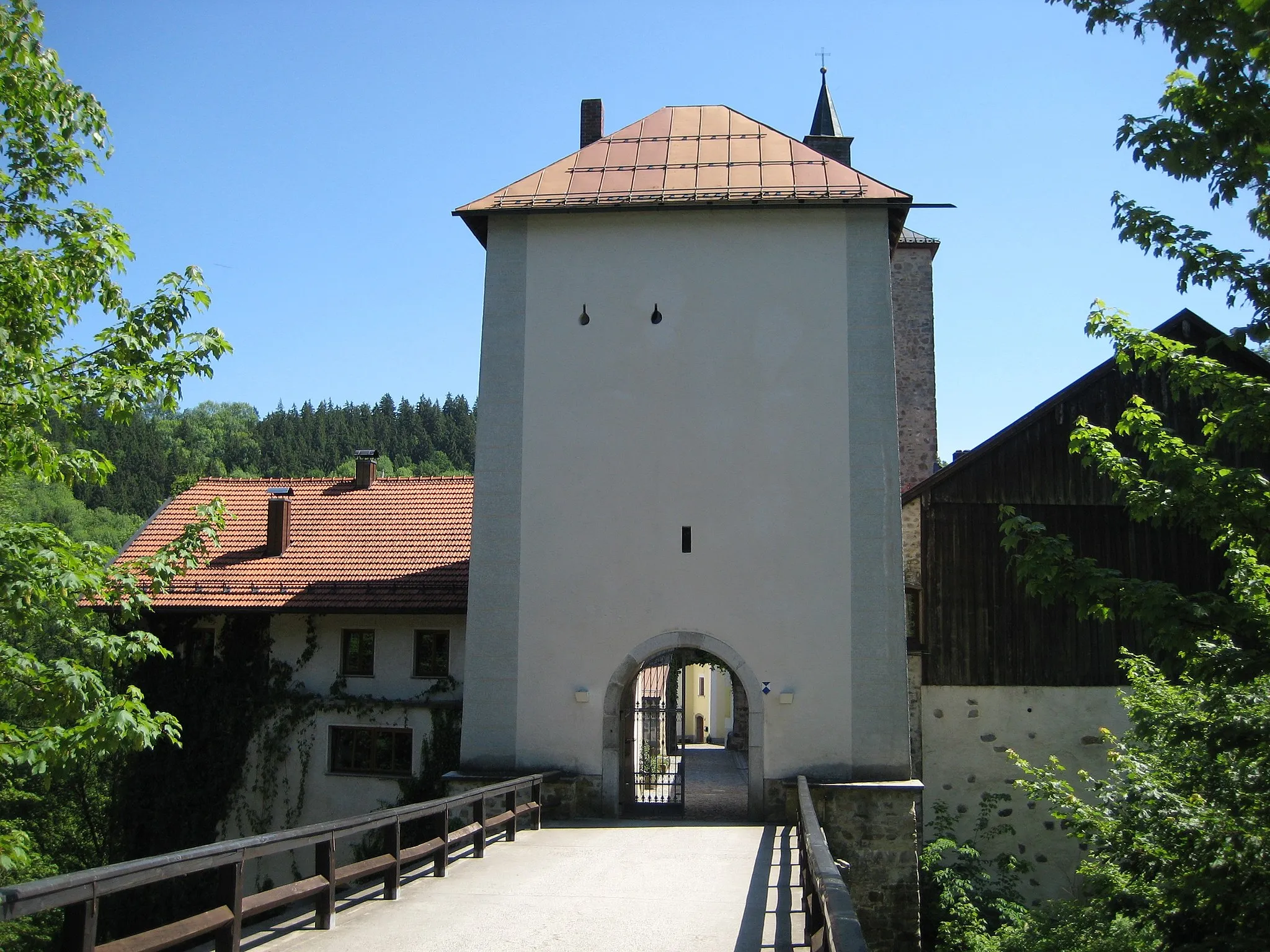 Photo showing: This is a picture of the Bavarian Baudenkmal (cultural heritage monument) with the ID