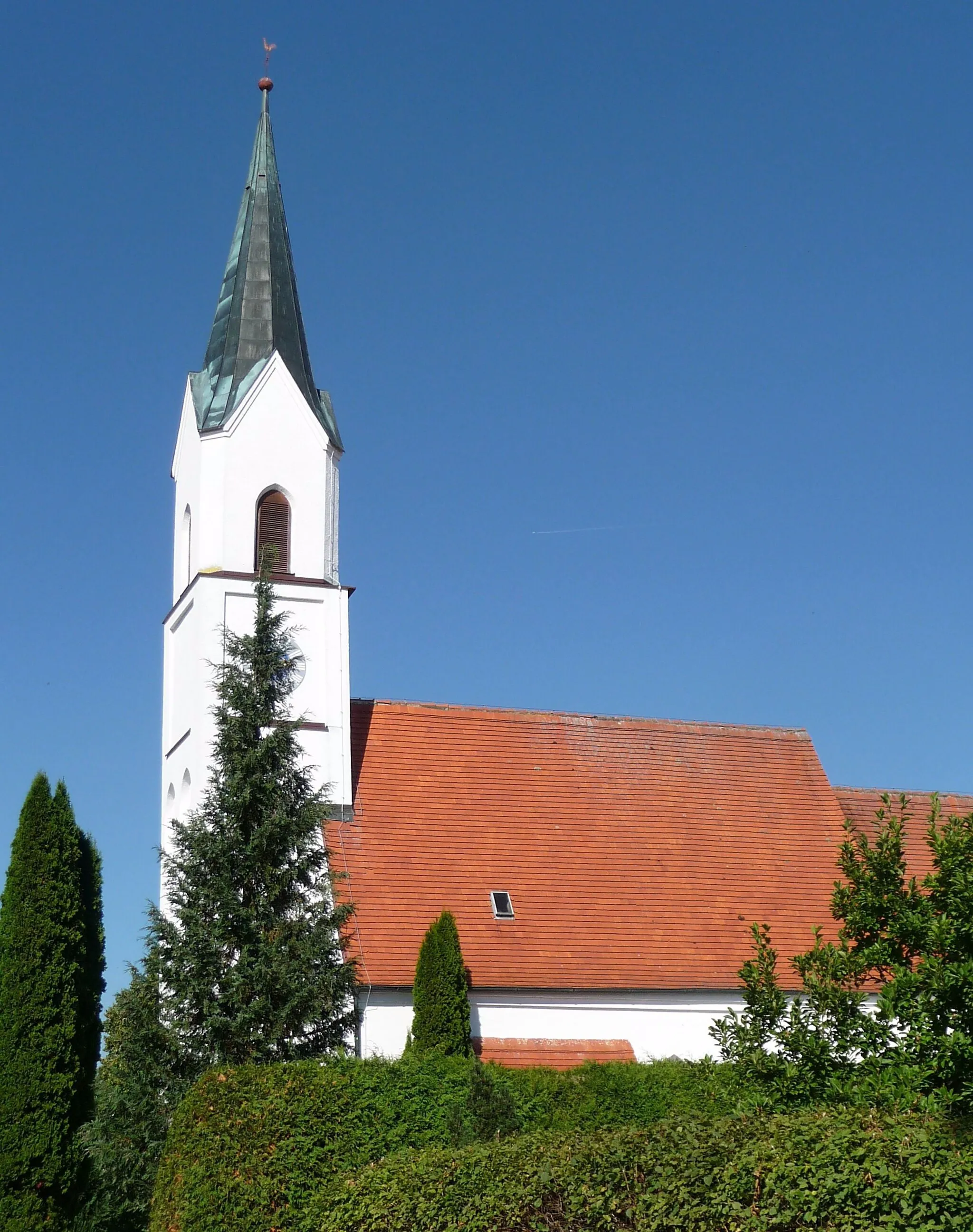 Photo showing: Die Kirche Maria Namen der Expositur Neukirchen bei Arnstorf