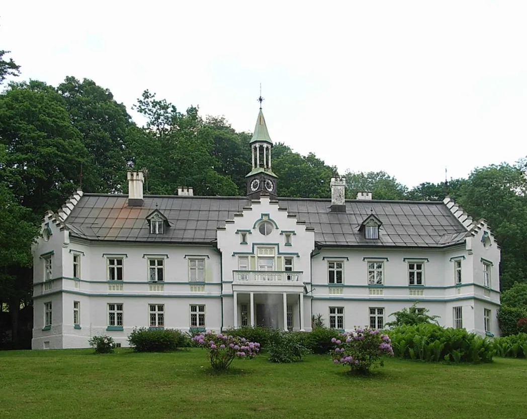 Photo showing: Schloss Buchenau in Buchenau, Gemeinde Lindberg, Landkreis Regen, Niederbayern