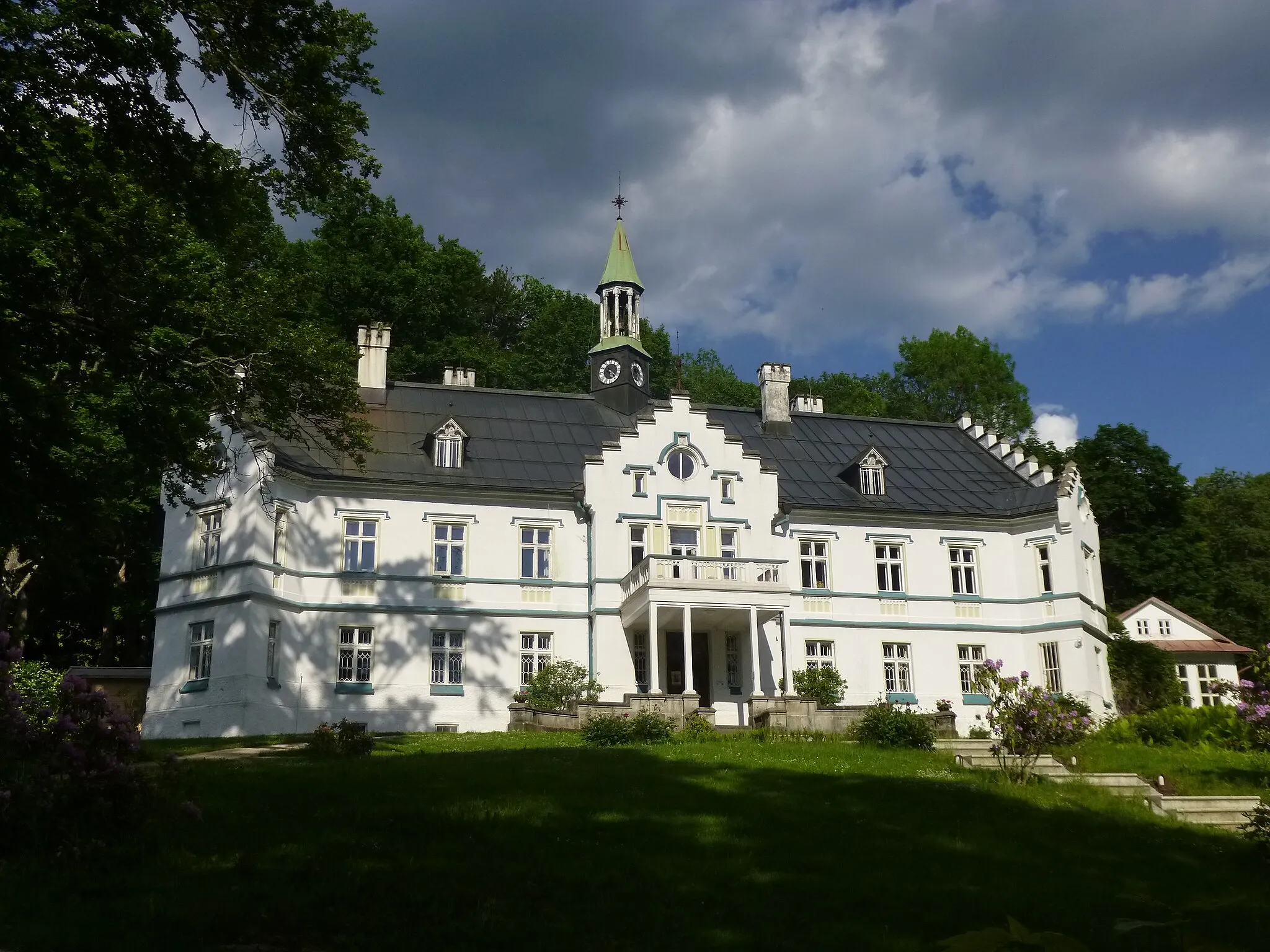 Photo showing: das; Schloss Buchenau in der gleichnamigen Ortschaft, das zwischenzeitlich einem Förderverein gehört