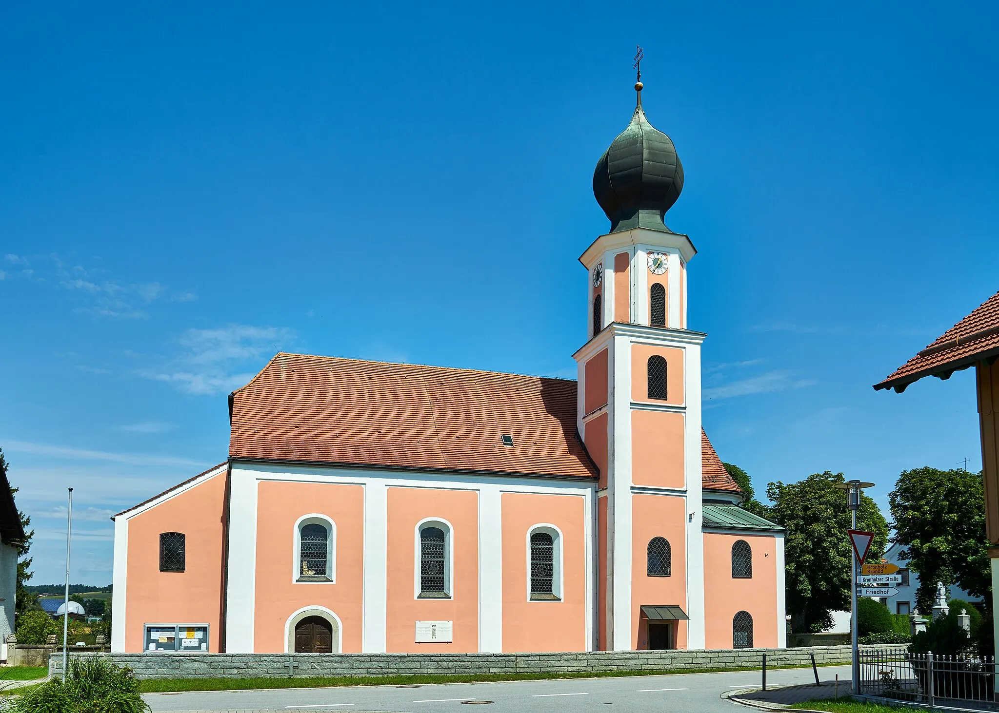 Photo showing: Katholische Pfarrkirche St. Michael Rainding, Ansicht von Süden