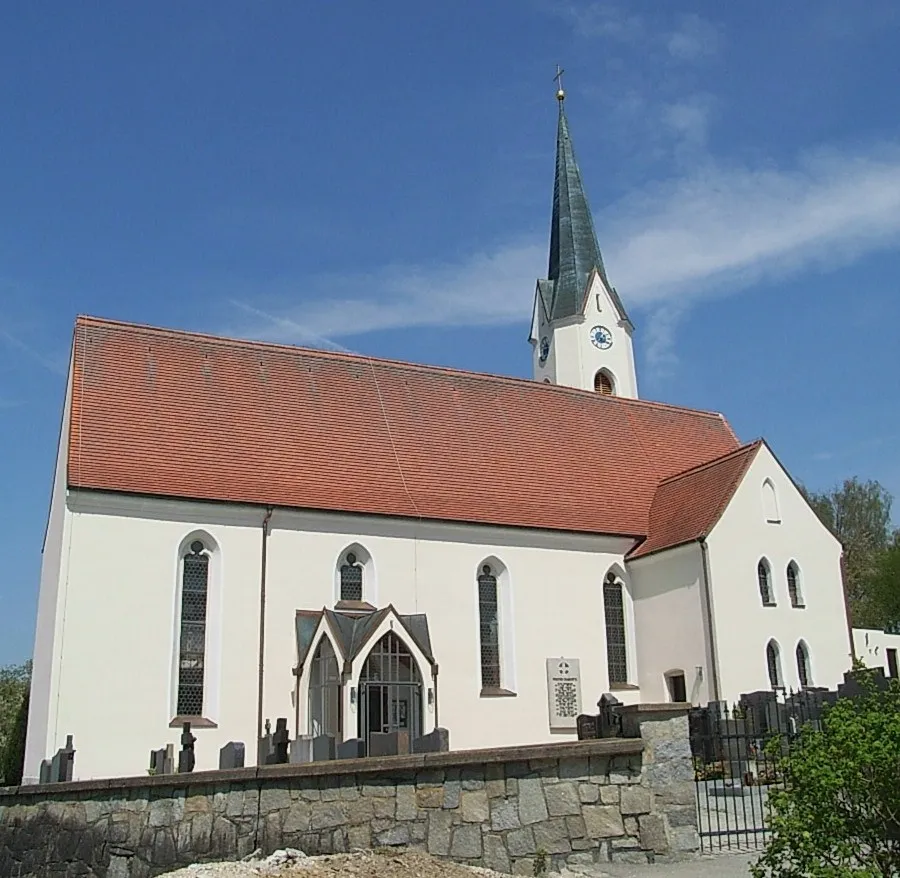 Photo showing: Pfarrkirche St. Martin in Haarbach