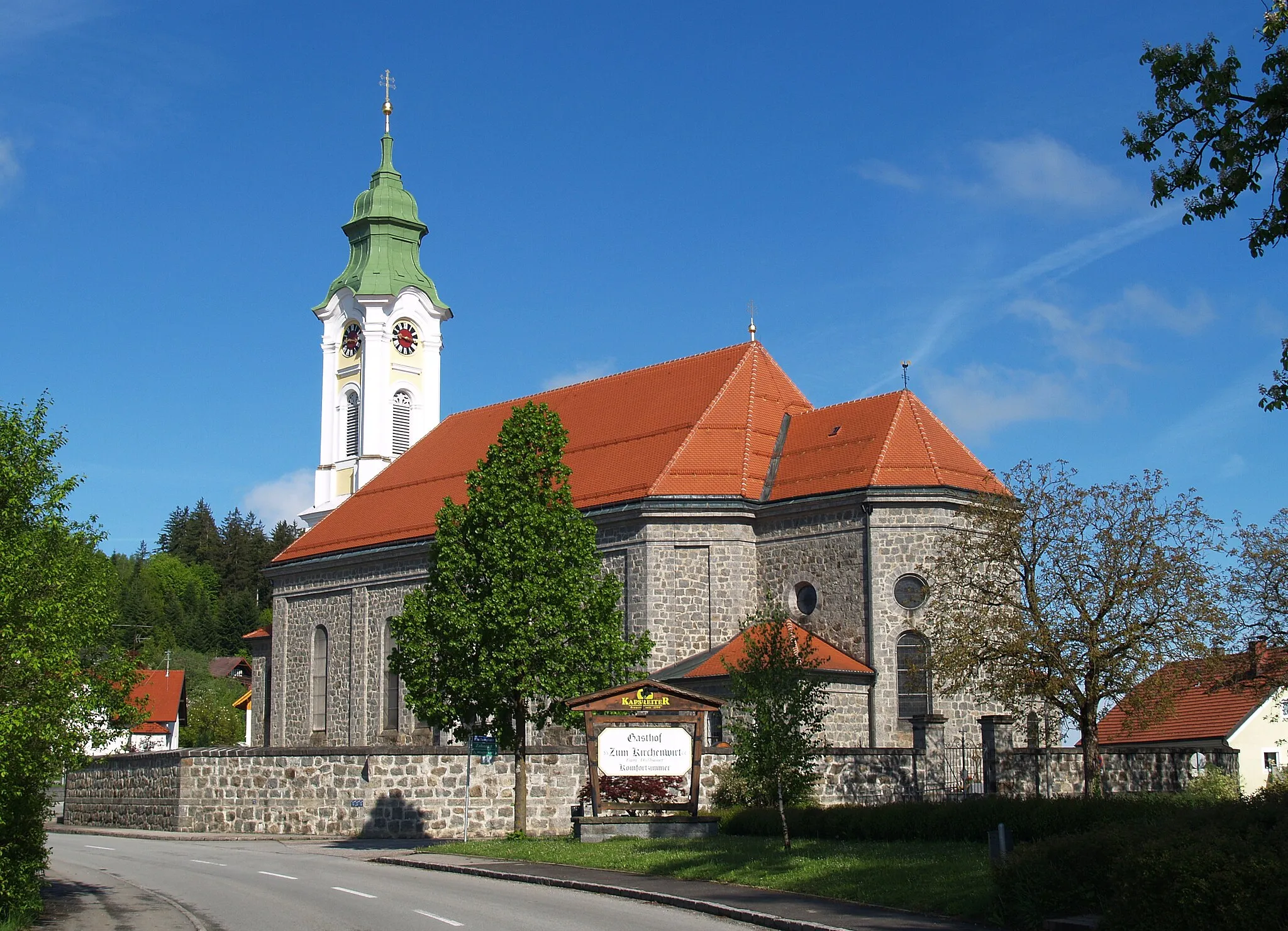 Photo showing: Pfarrkirche Schardenberg, Südostseite