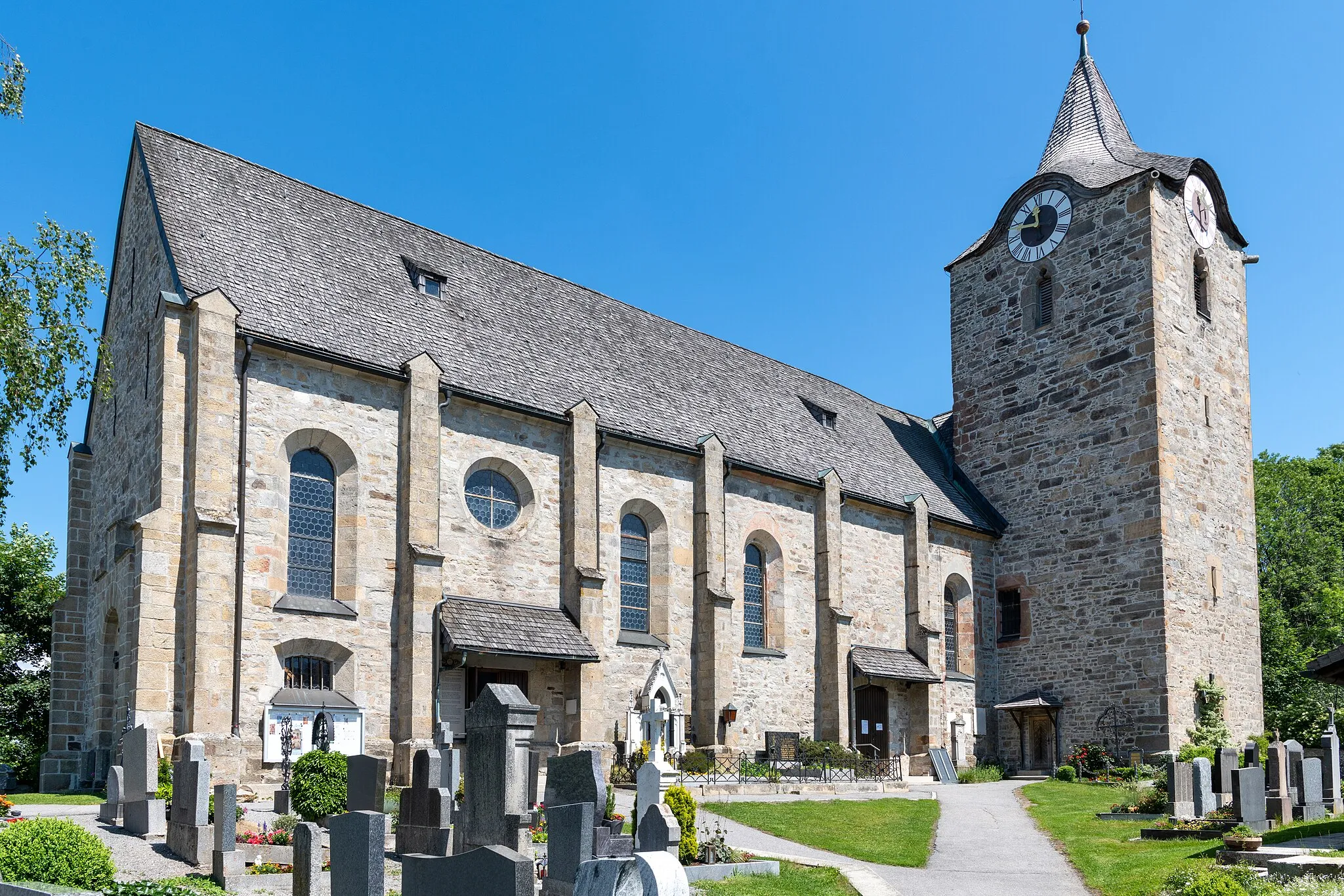 Photo showing: Pfarrkirche St. Gotthard Kirchberg i. Wald
