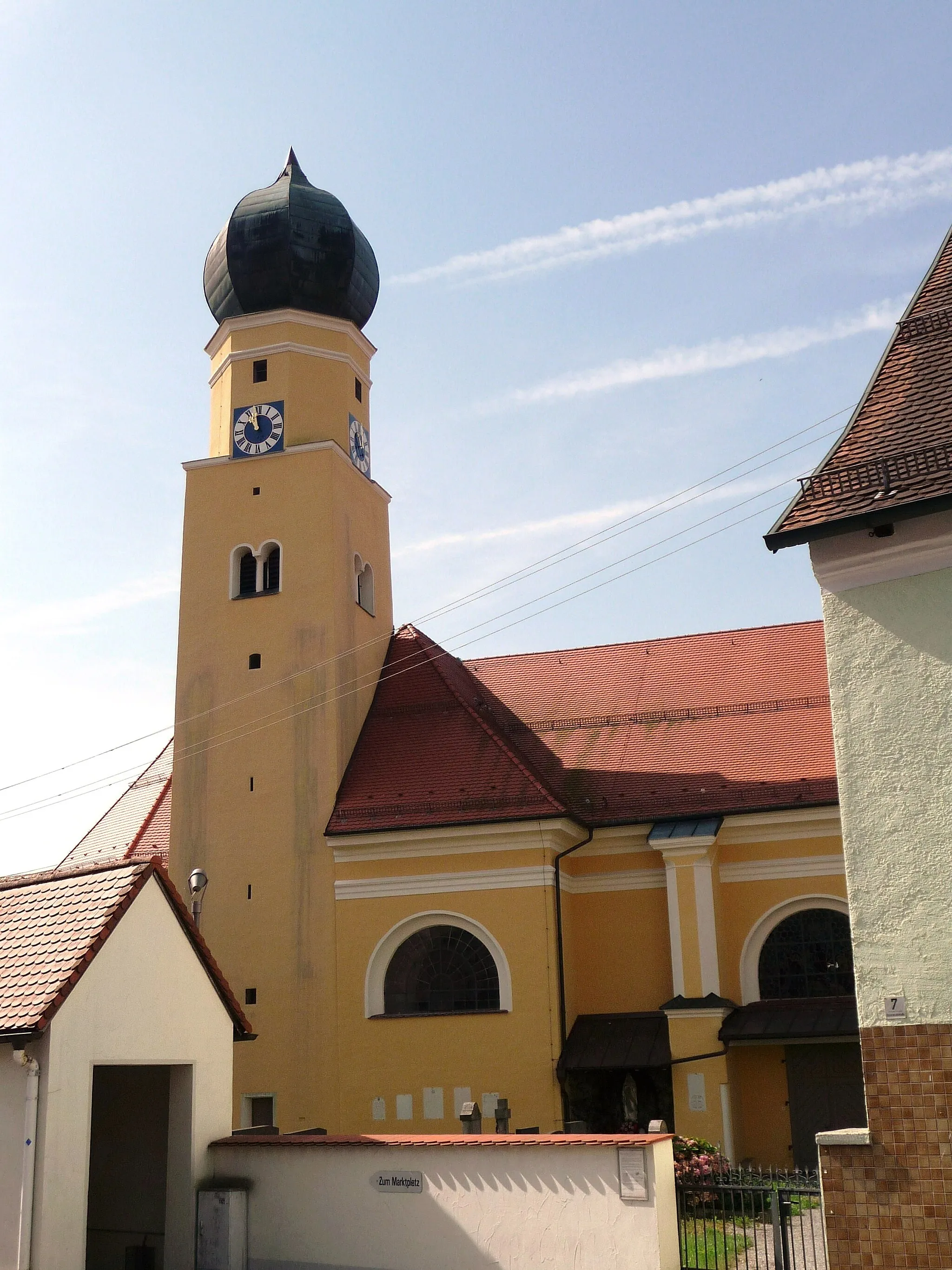Photo showing: Die katholische Pfarrkirche St. Martin in Schwarzach
