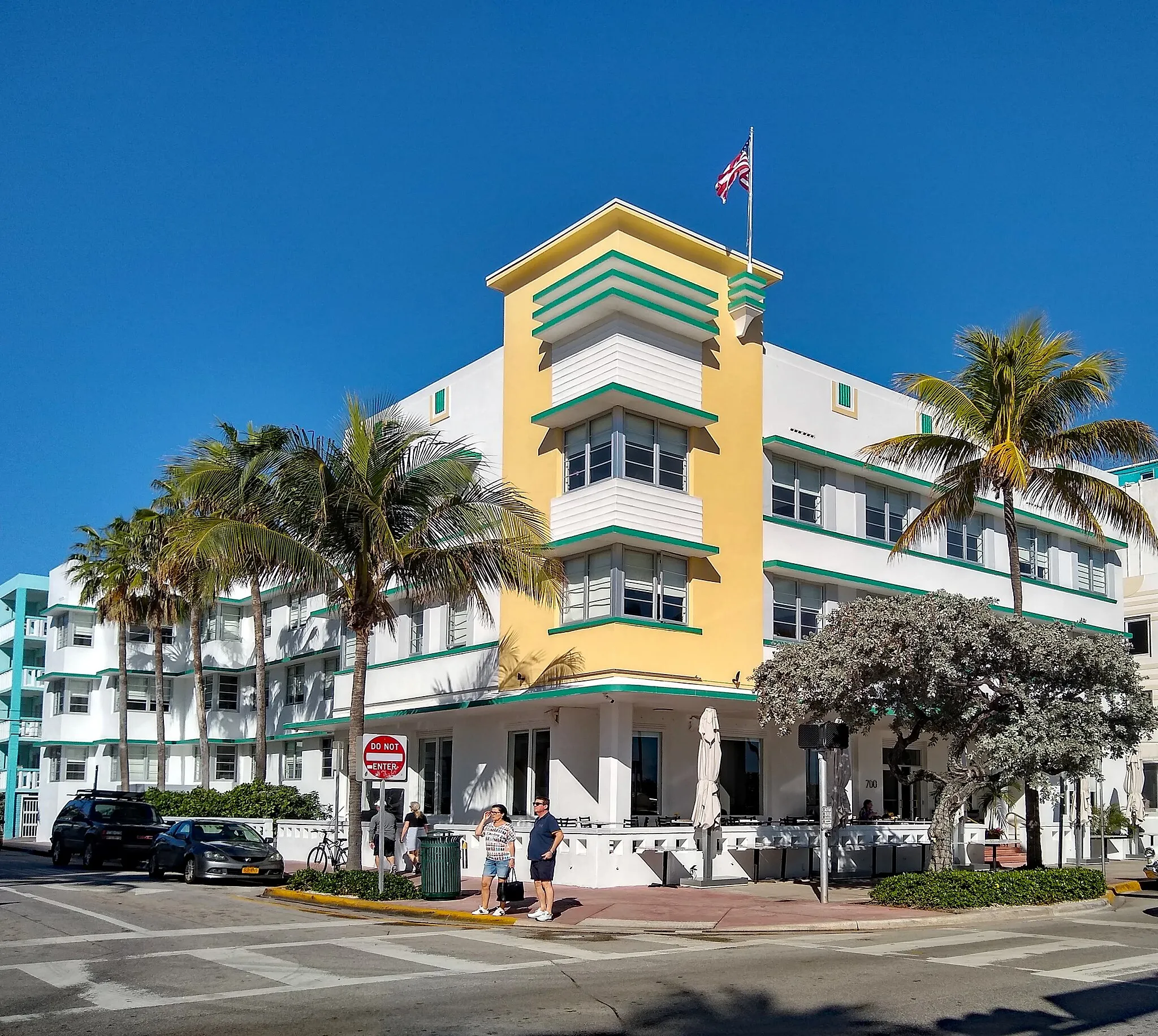 Photo showing: Avalon Hotel, Miami Beach, Florida