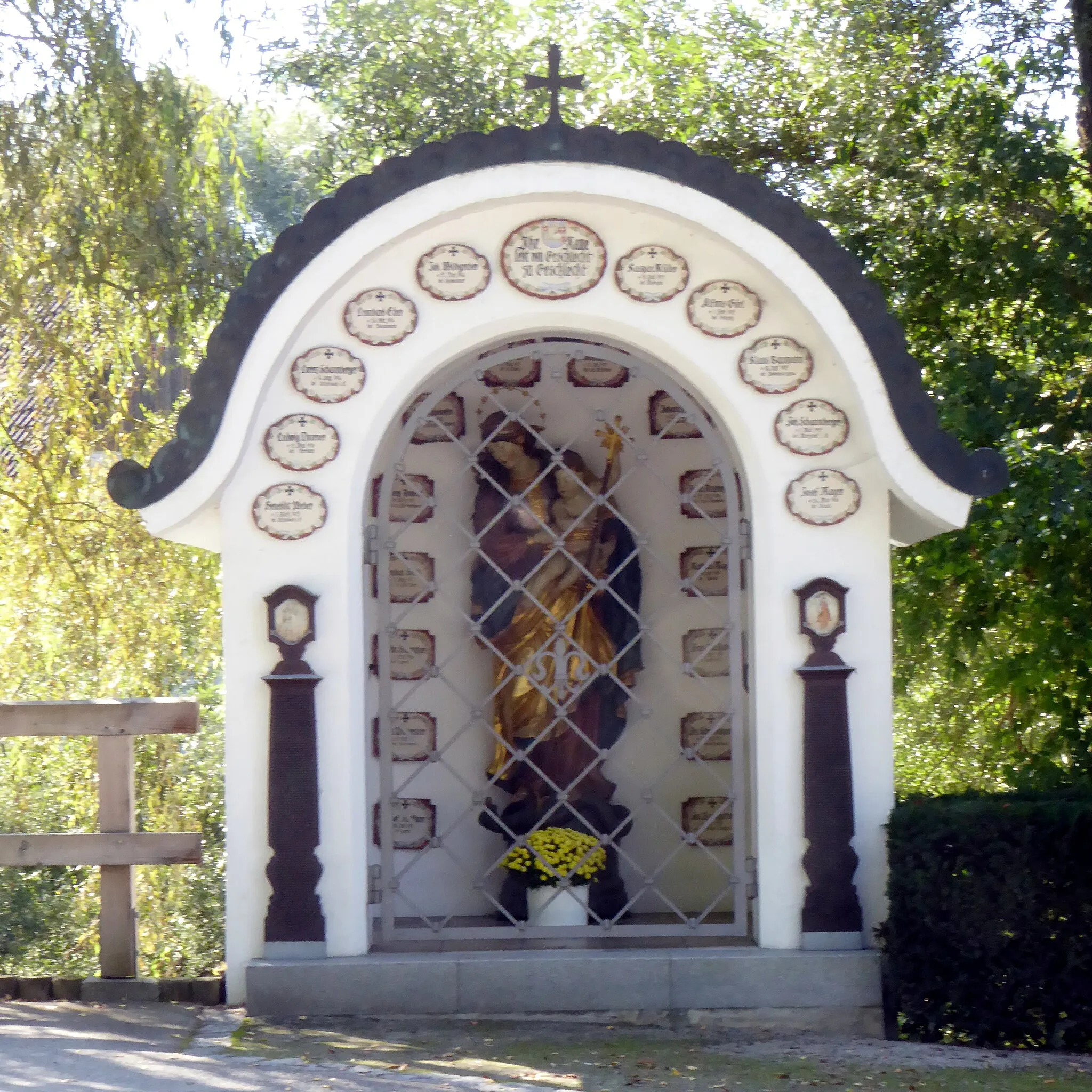 Photo showing: This is a picture of the Bavarian Baudenkmal (cultural heritage monument) with the ID