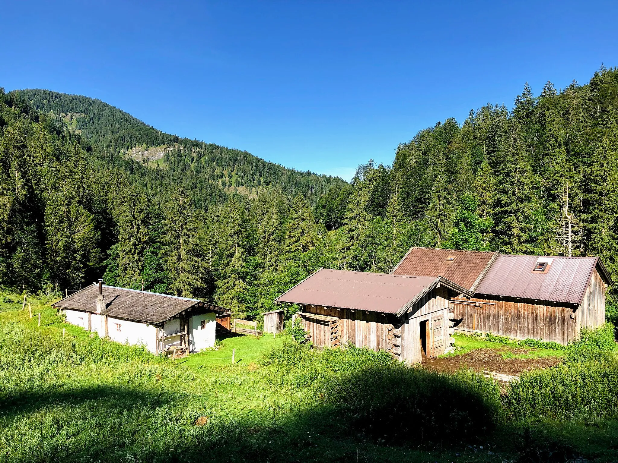 Photo showing: Rauchstubenalm, Tyrol, mountain hut