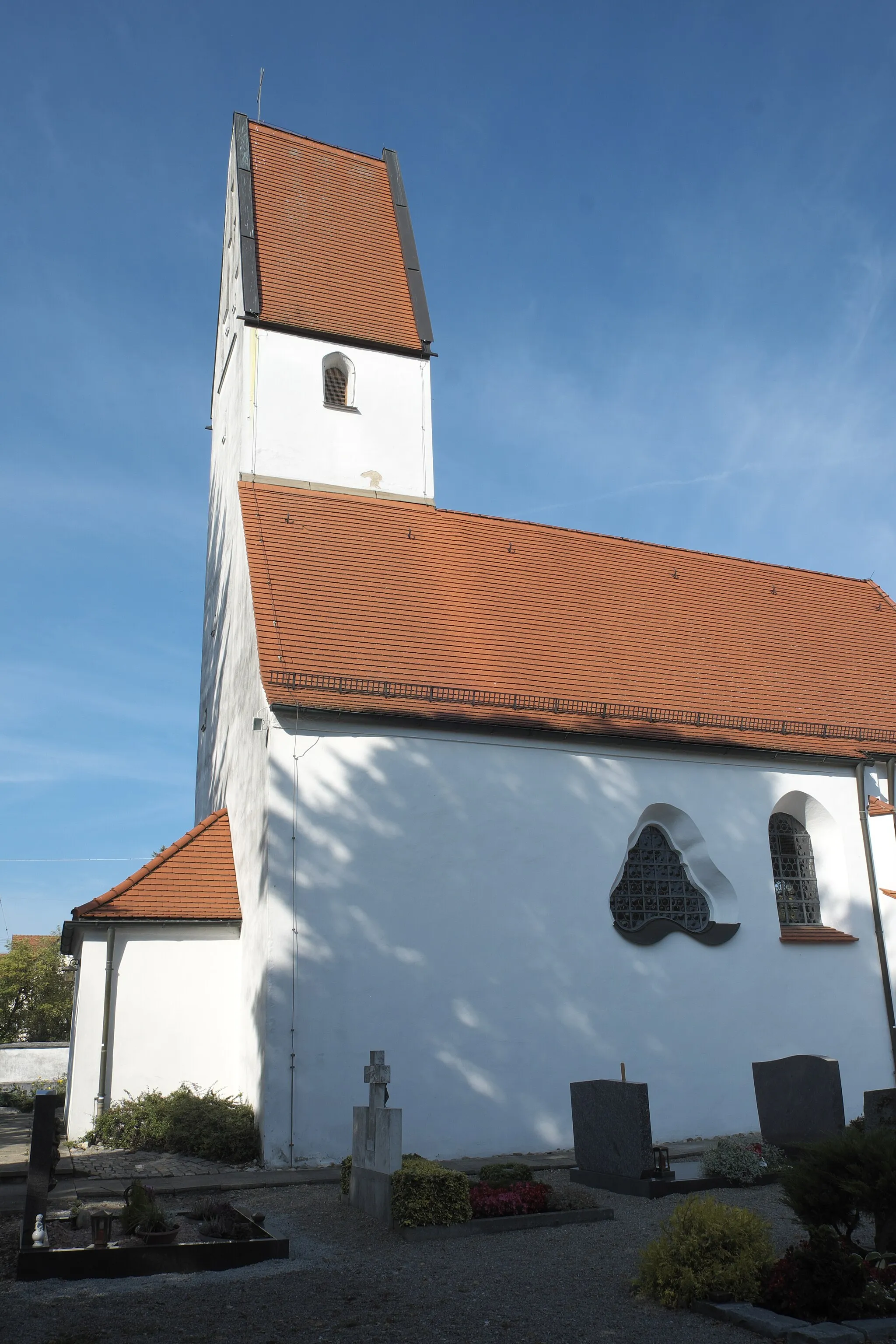 Photo showing: Katholische Pfarrkirche St. Johannes Baptist in Alsmoos (Petersdorf) im schwäbischen Landkreis Aichach-Friedberg (Bayern/Deutschland)
