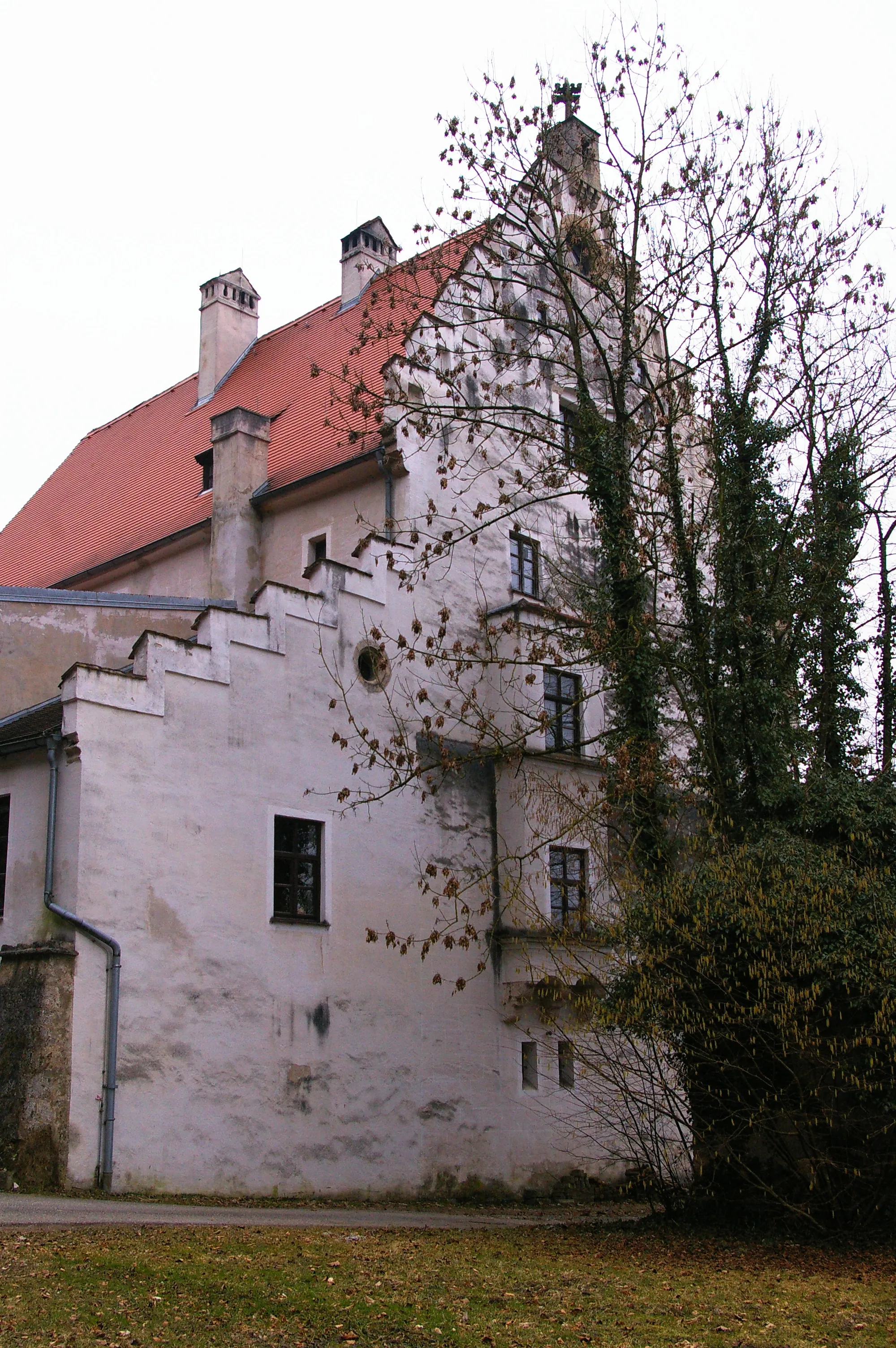 Photo showing: castle in upper austria
