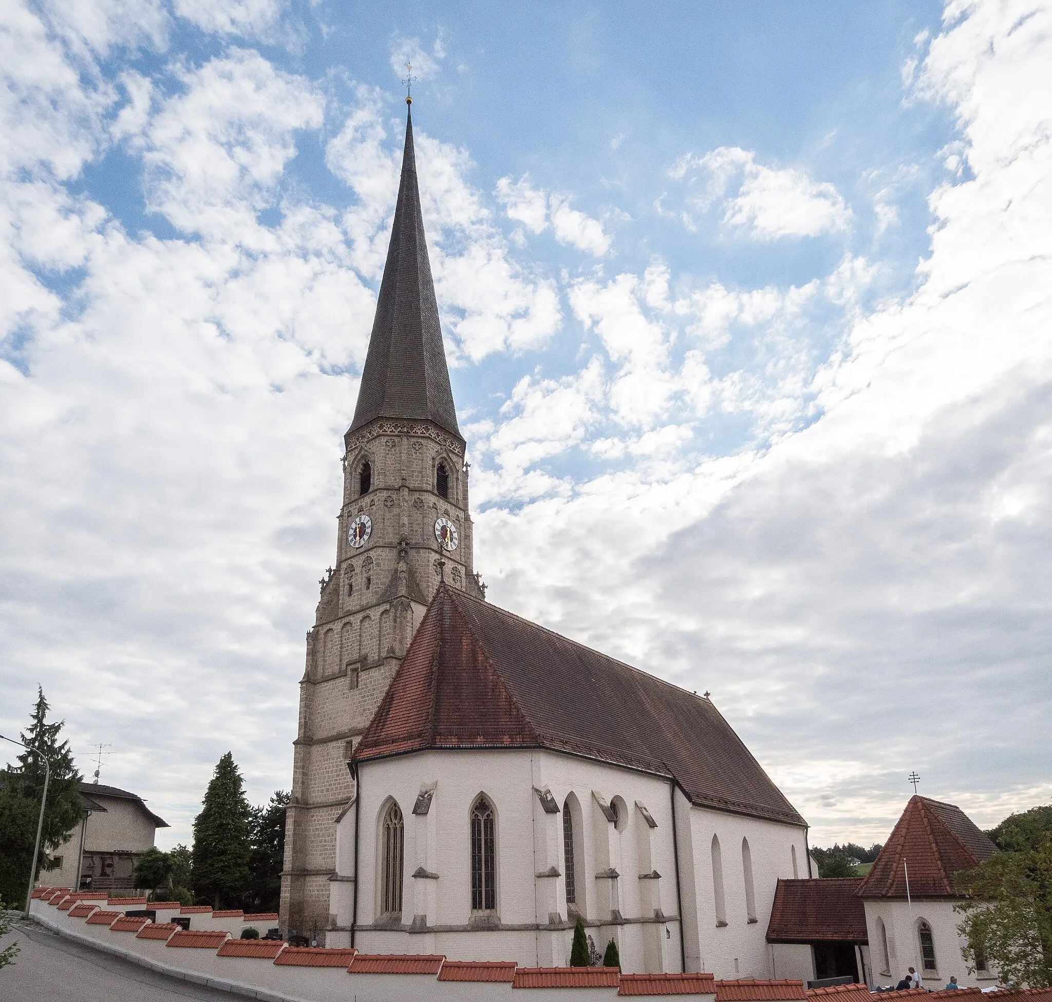 Photo showing: Pilgrimage church Saint Alban in Taubenbach, east view