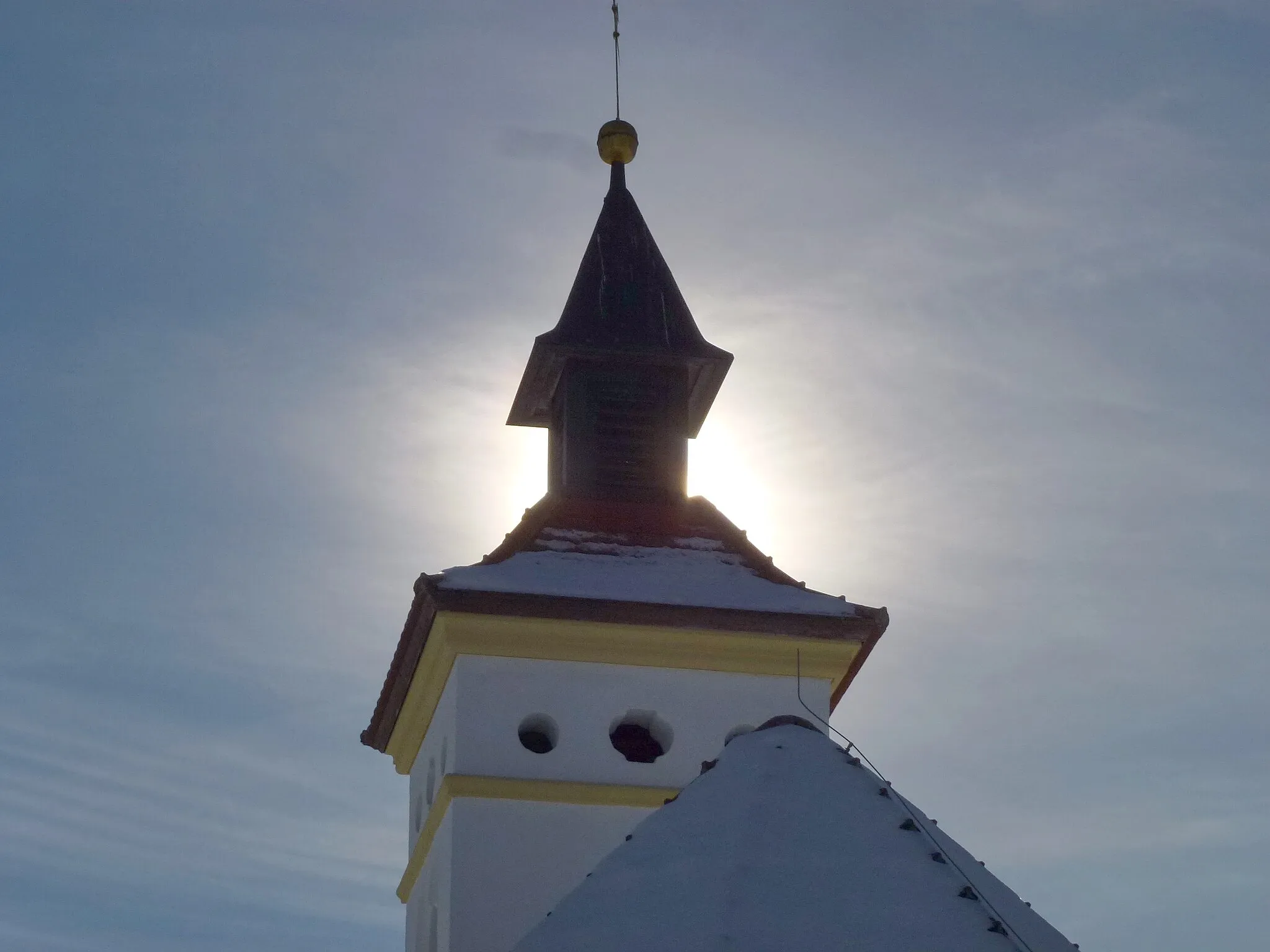 Photo showing: Dießen-Bischofsried: Katholische Kapelle Maria Schnee. Turm: Stimmungsbild
