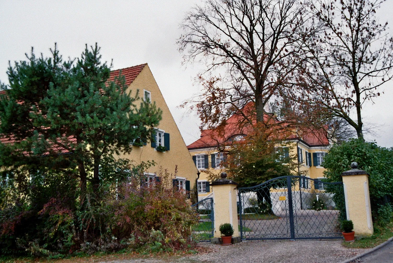 Photo showing: This is a picture of the Bavarian Baudenkmal (cultural heritage monument) with the ID