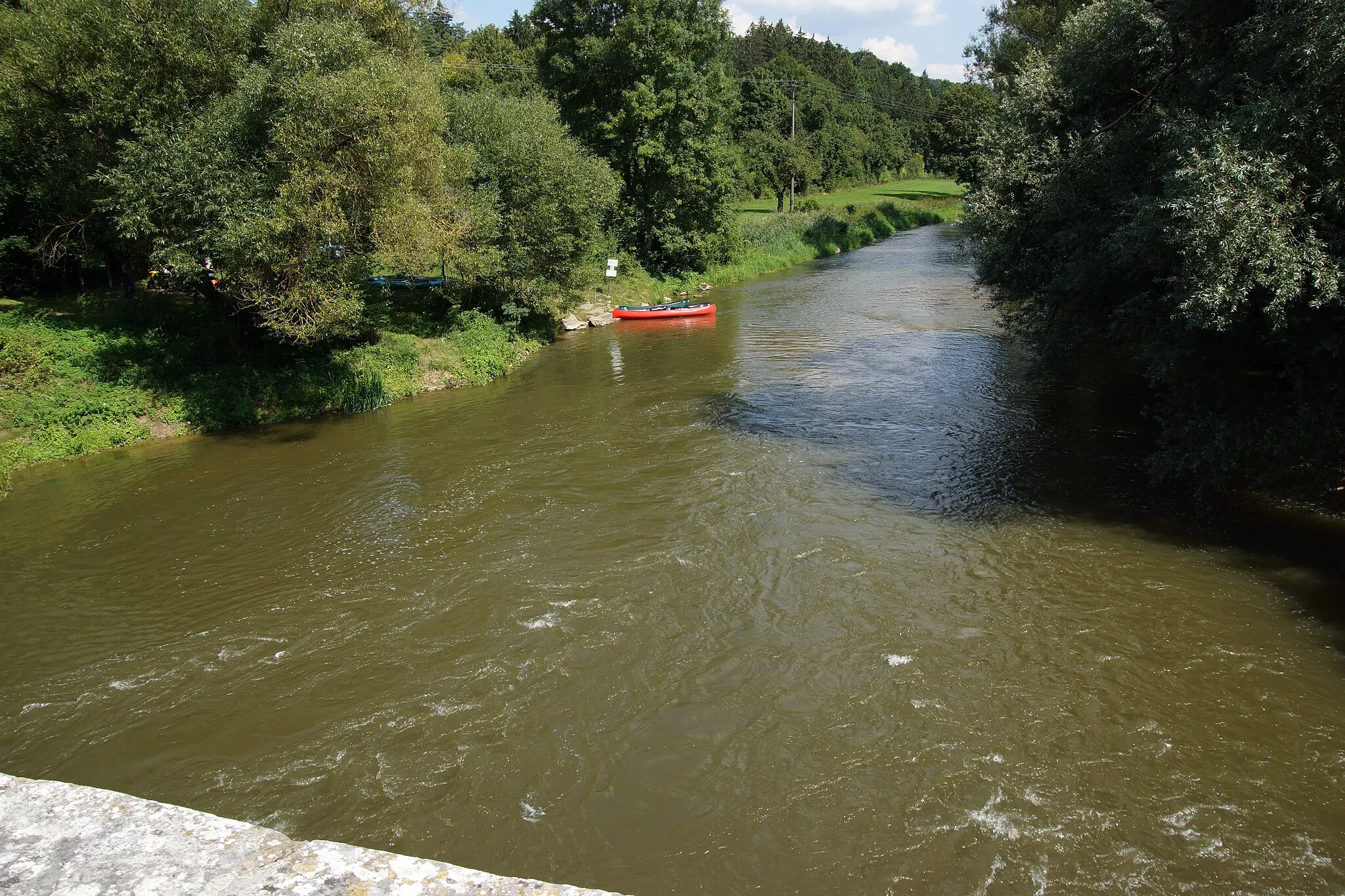 Photo showing: Die mittelalterliche Altmühlbrücke bei Pfünz: