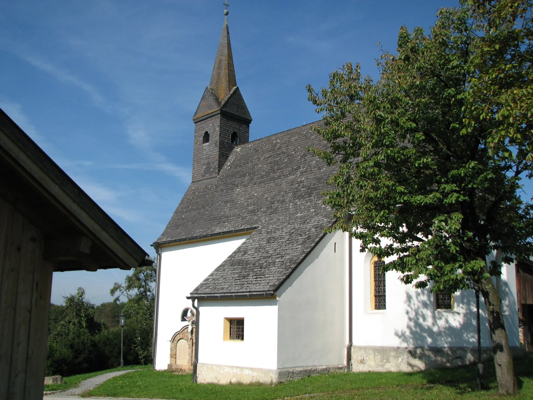 Photo showing: Kath. Filialkirche hl. Maximilian