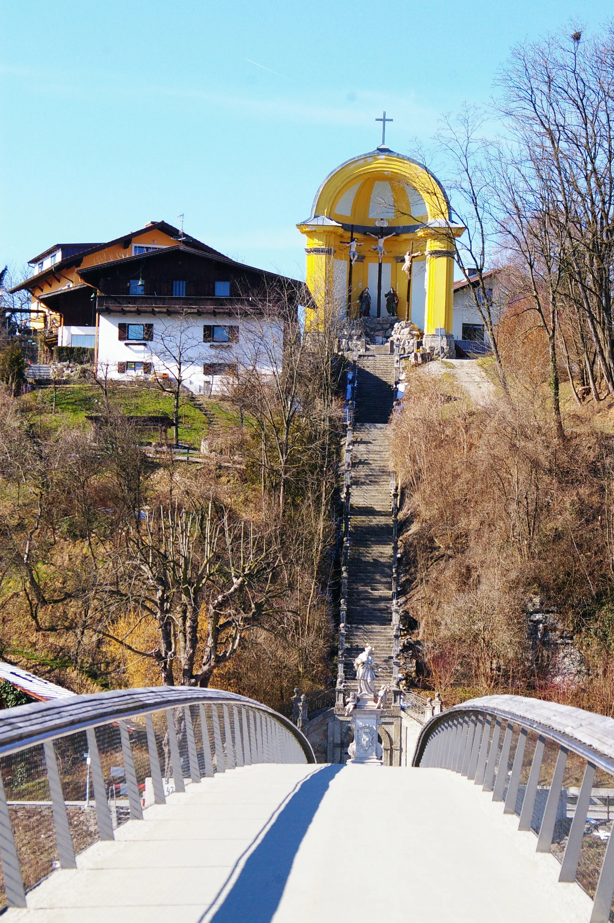 Photo showing: pedestrian bridge between Laufen and Oberndorf