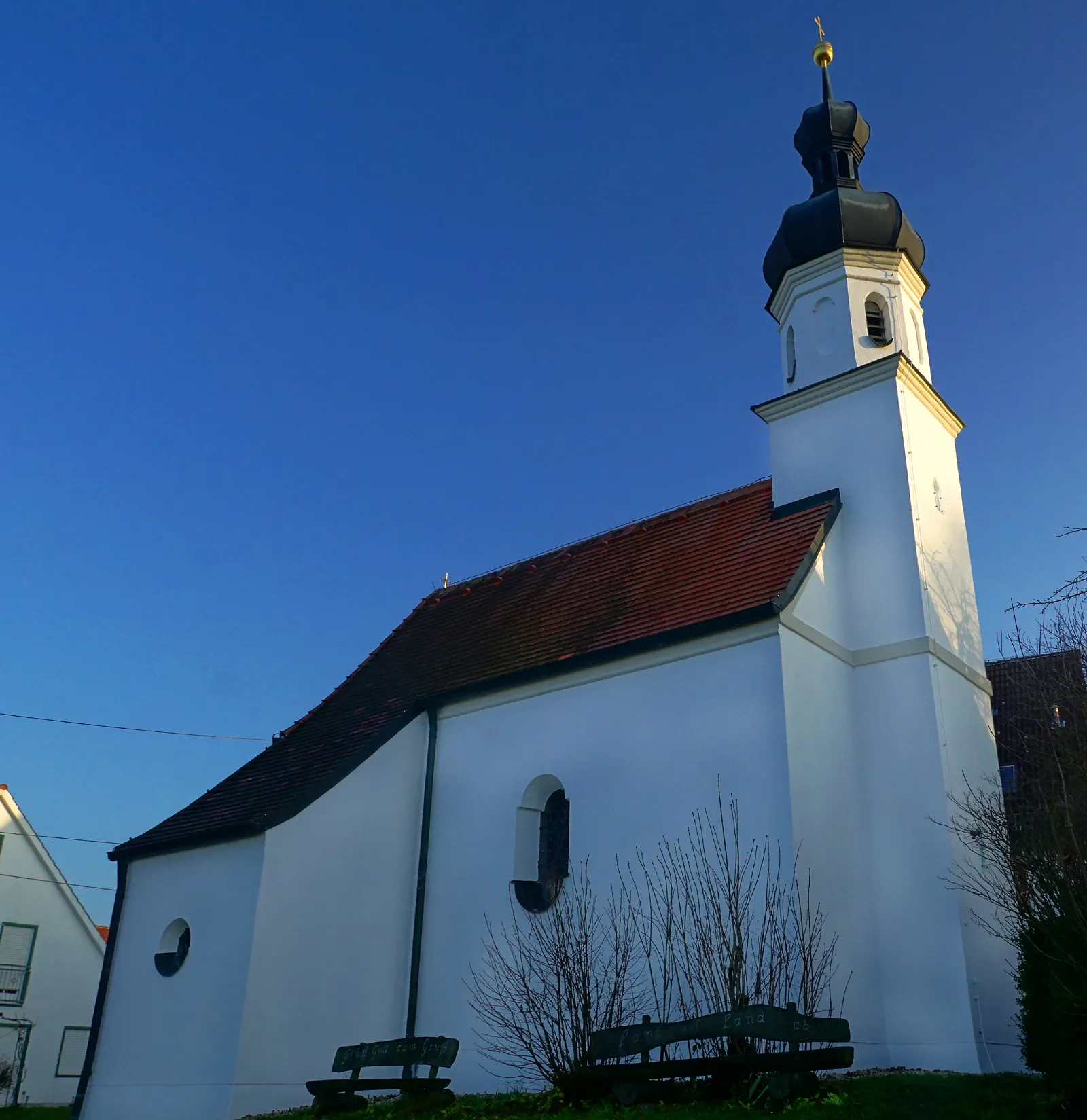 Photo showing: Oberhandenzhofen Kirche