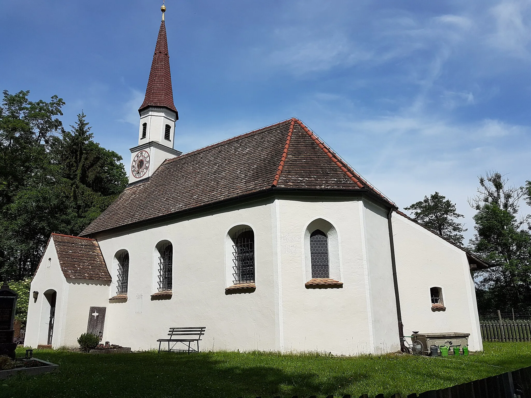 Photo showing: Puppling (Egling), Filialkirche St. Georg, im Kern spätgotisch, 1690 und Mitte des 18. Jahrhundert barockisiert.