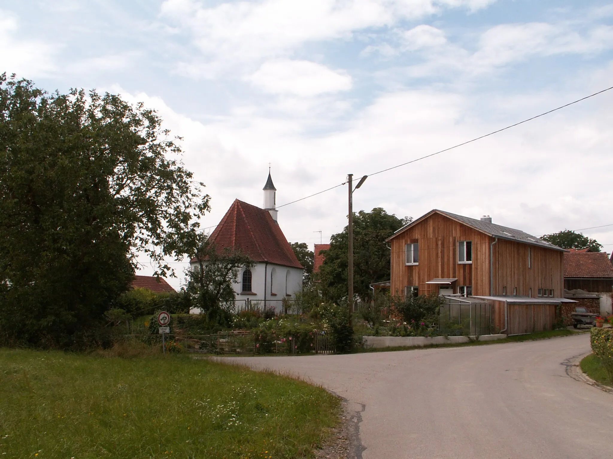 Photo showing: Kapelle in Petzenhofen, Geltendorf