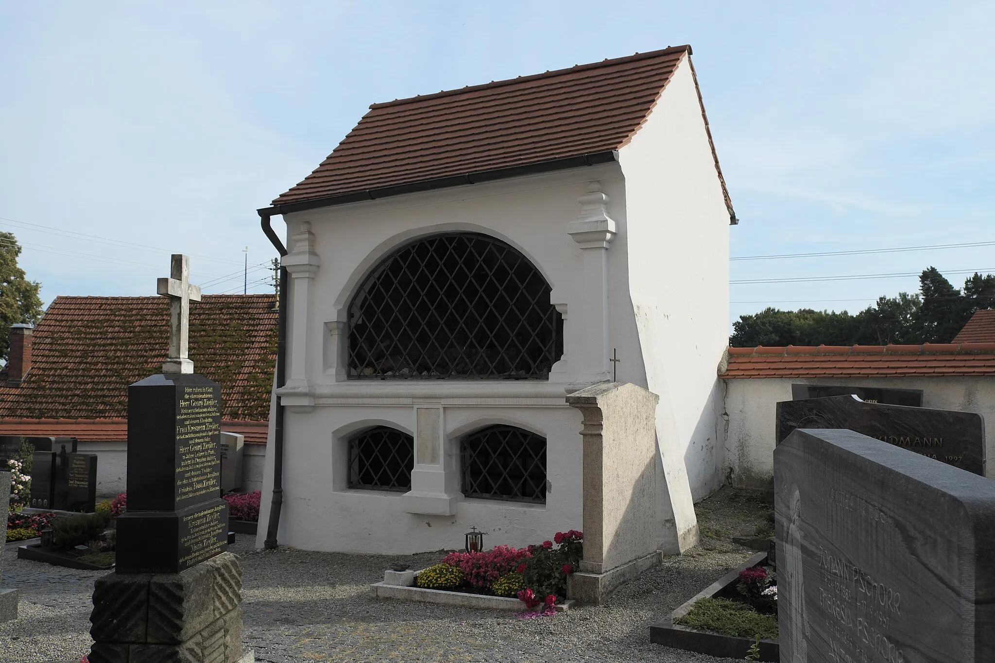 Photo showing: This is a picture of the Bavarian Baudenkmal (cultural heritage monument) with the ID